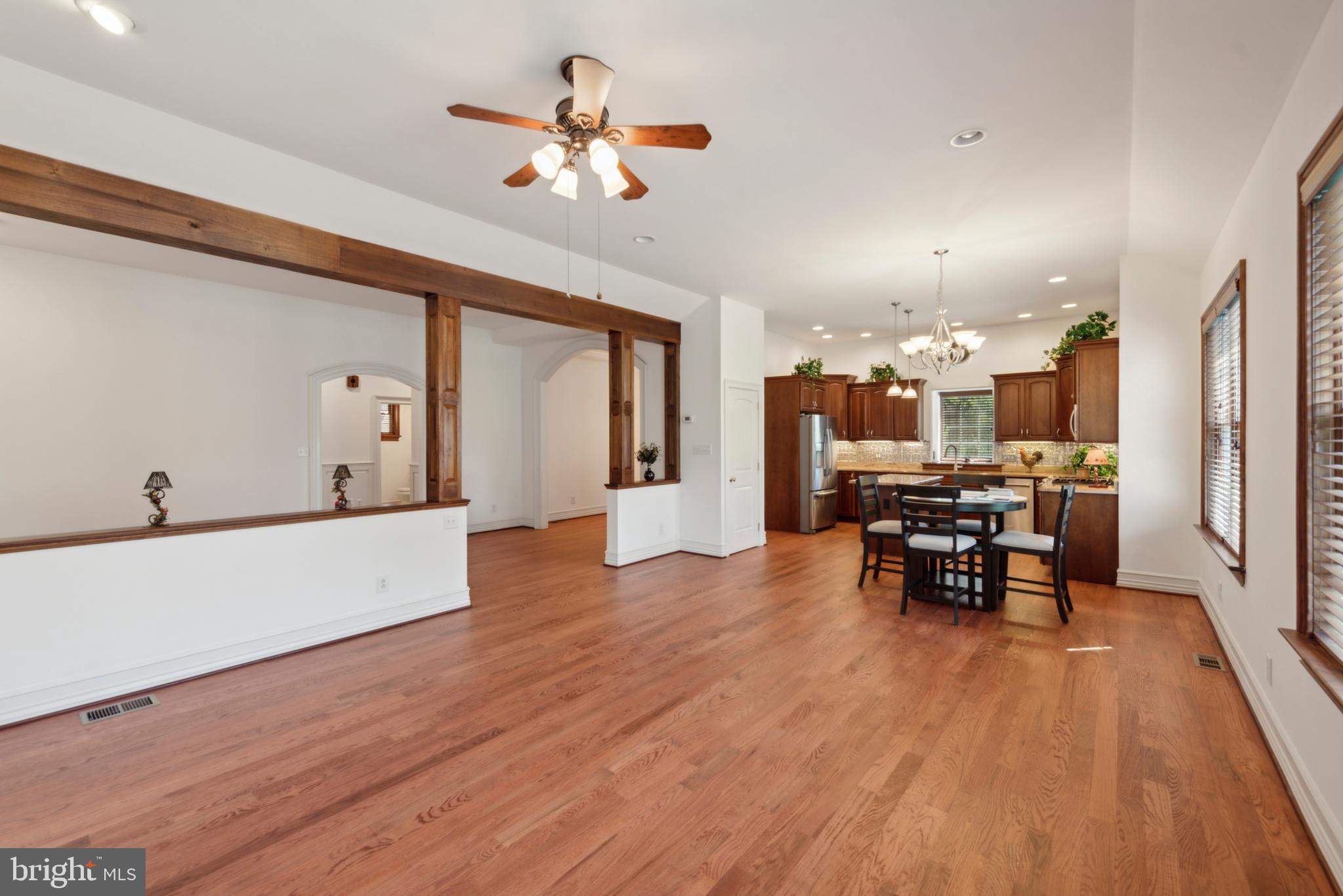 CHERRY CREEK - Residential
