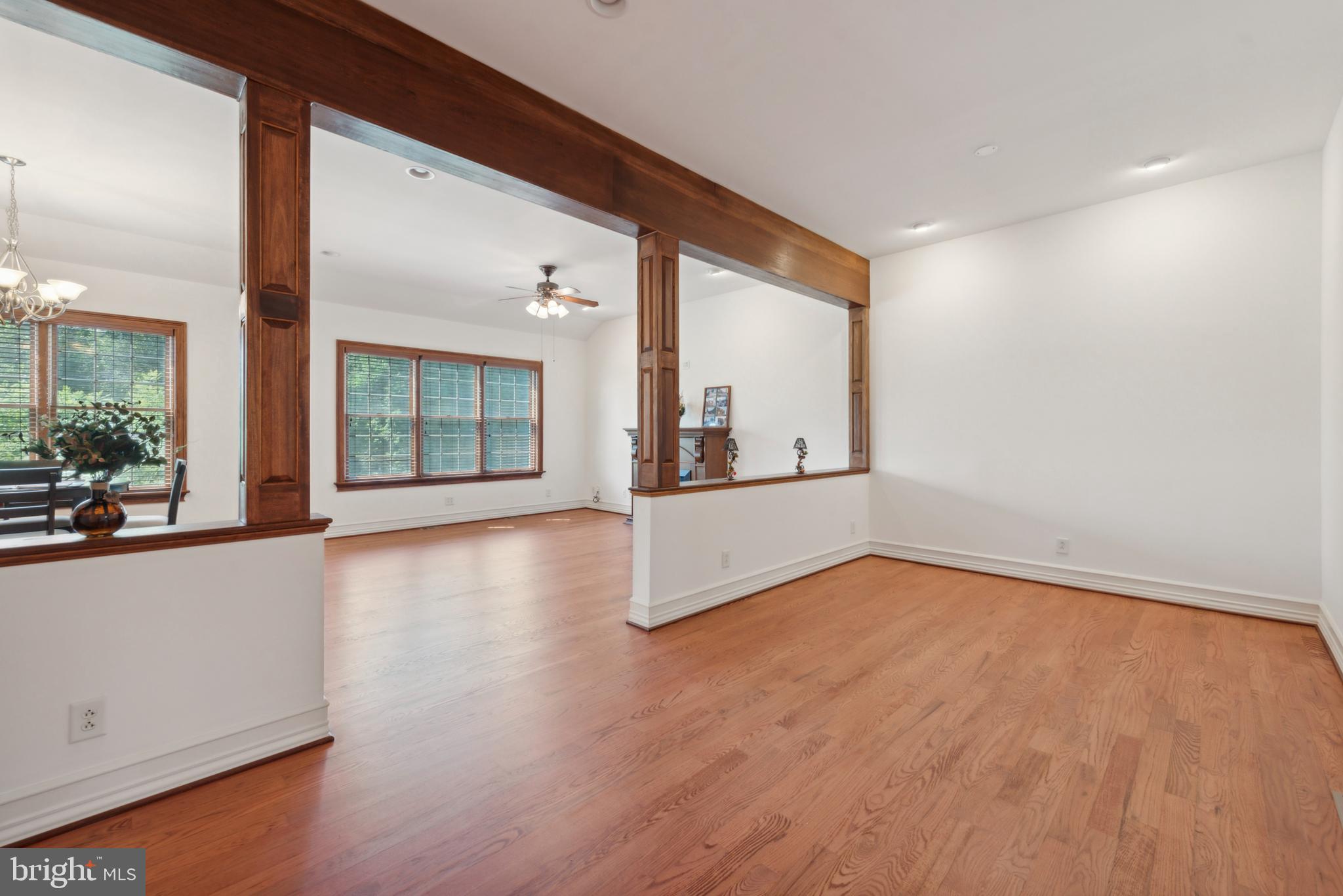 CHERRY CREEK - Residential