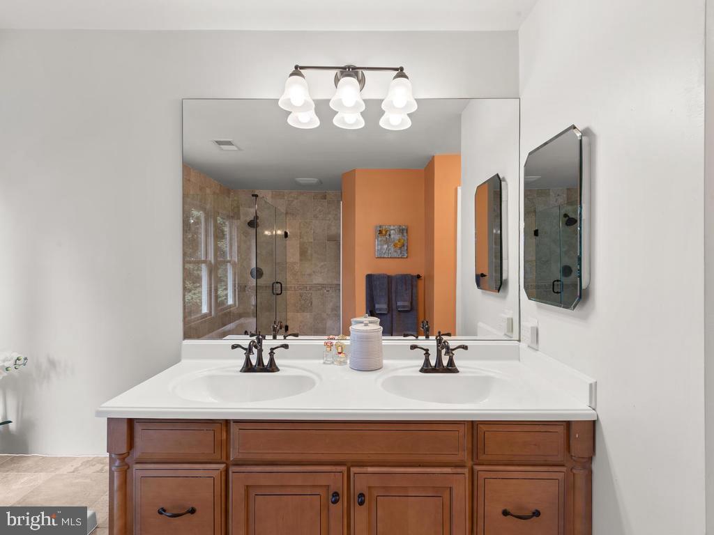 FOUNTAIN VIEW - Residential