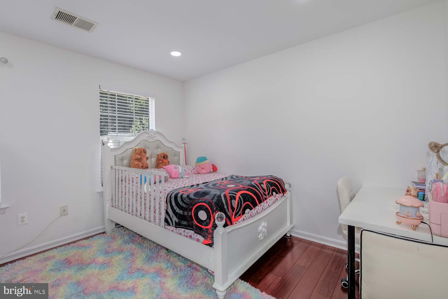 ASHLEY'S CROSSING - Residential