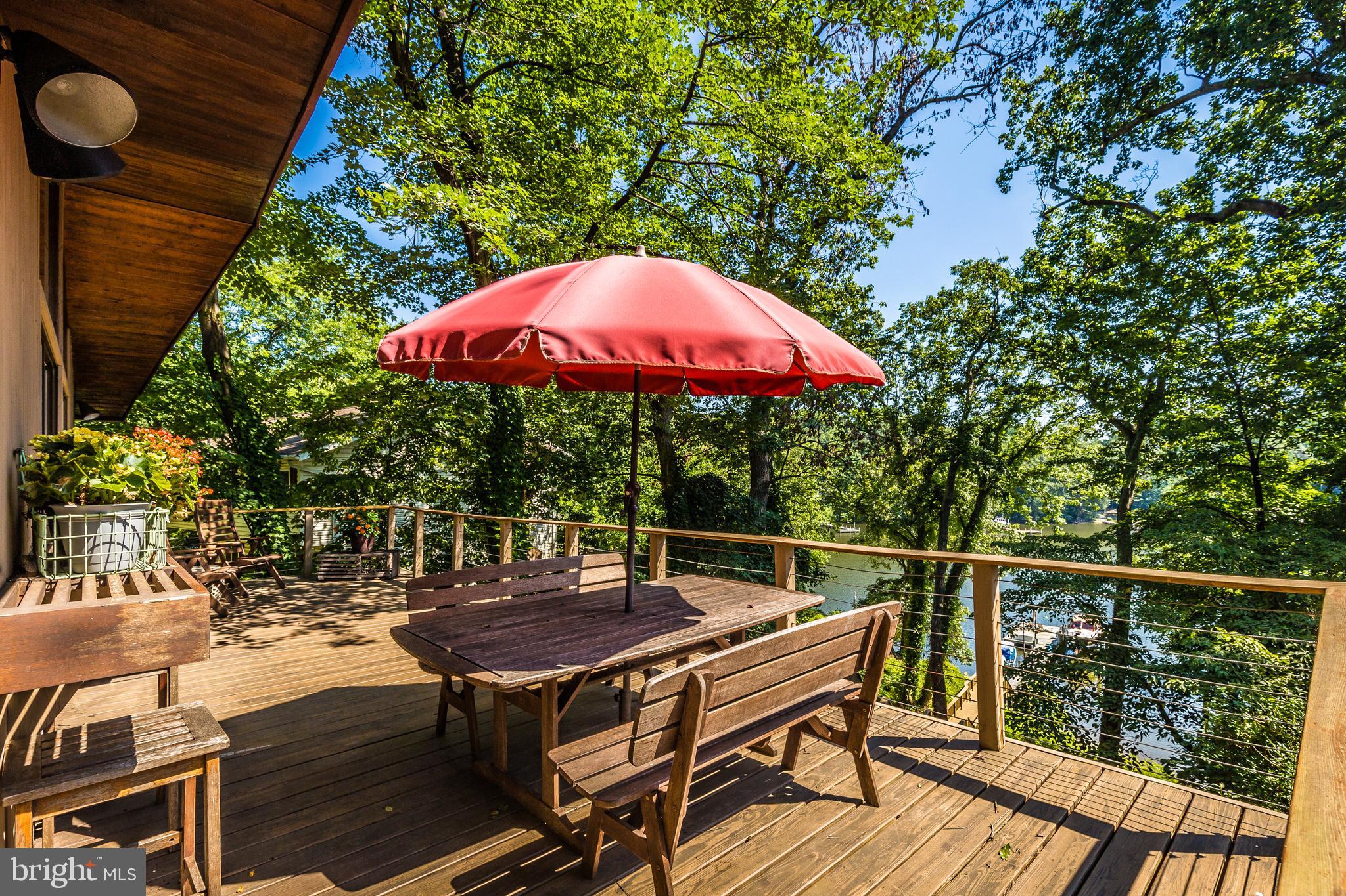 SUNRISE BEACH - Residential