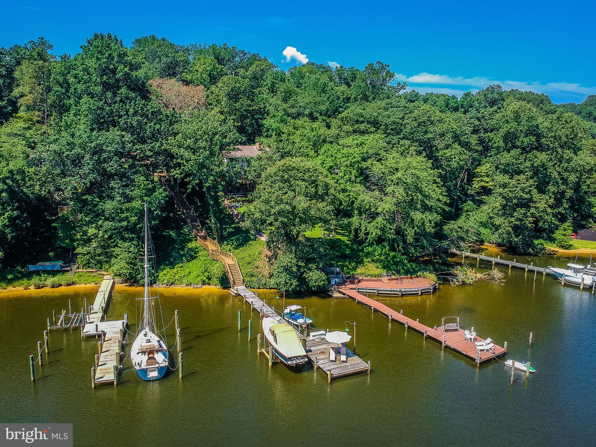 SUNRISE BEACH - Residential