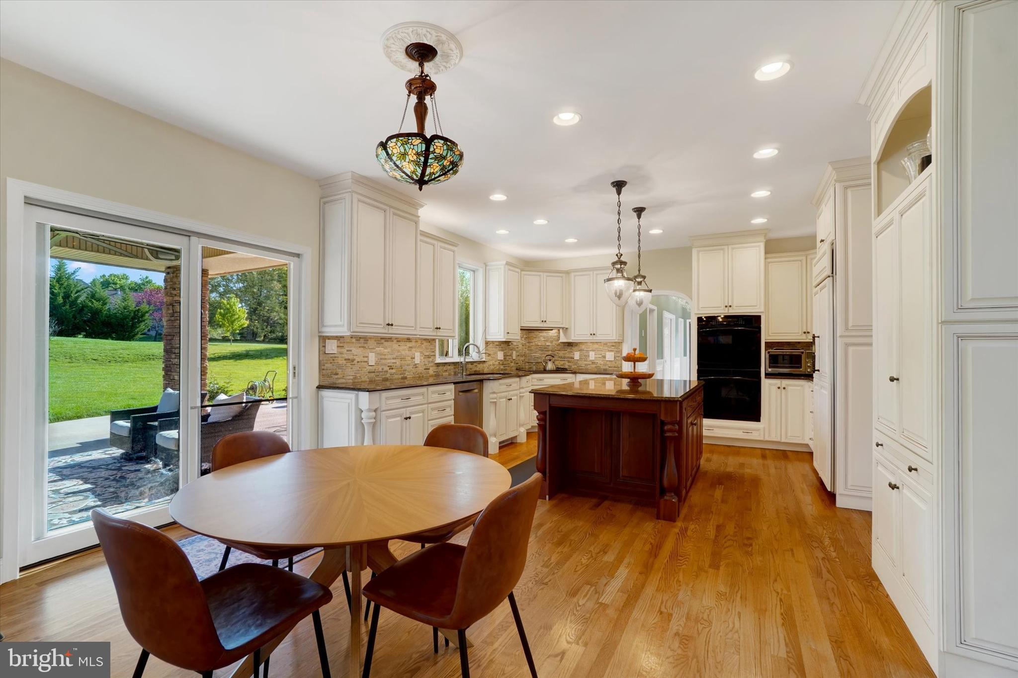 BRITTANY - Residential
