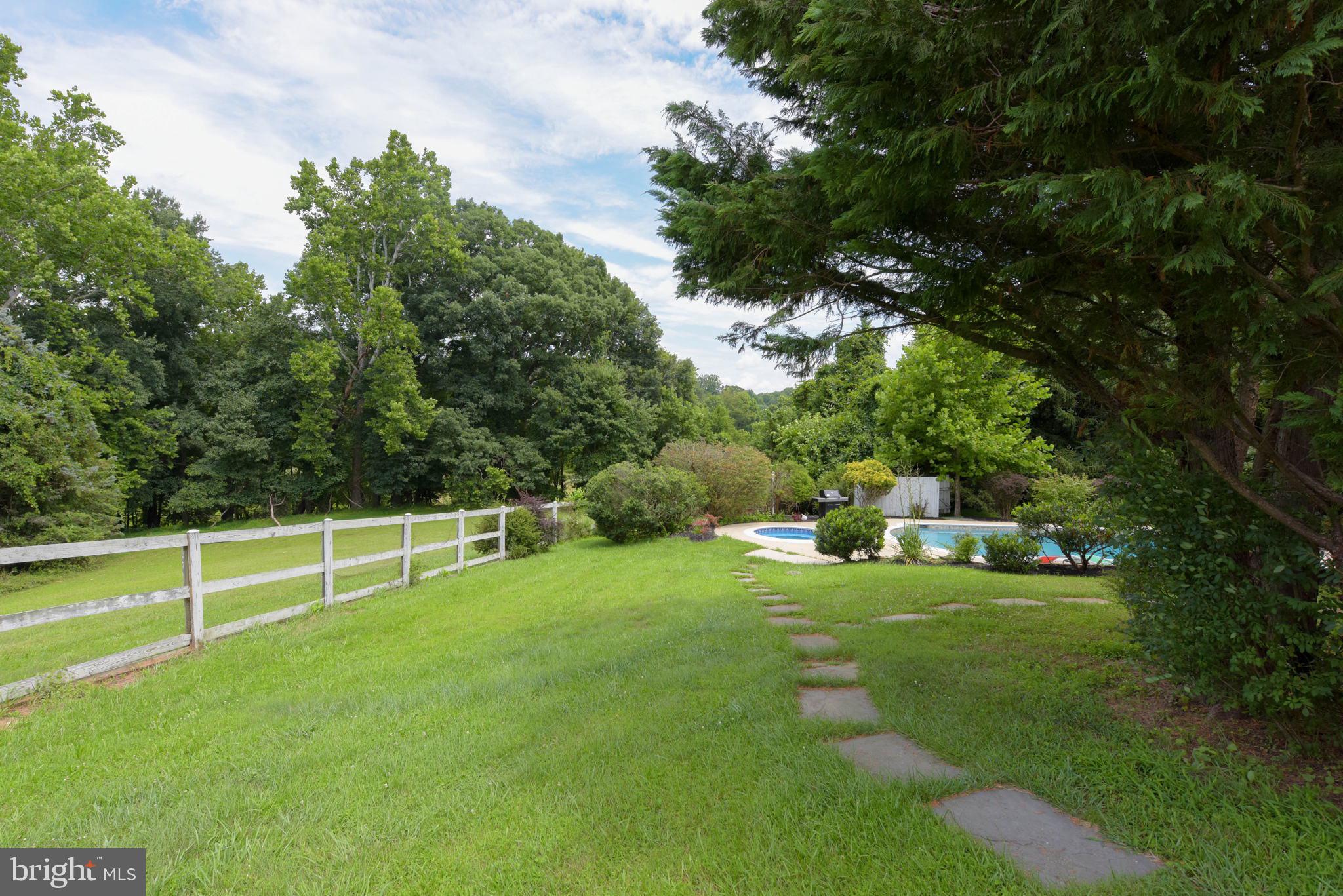 GOSHEN HUNT HILLS - Residential