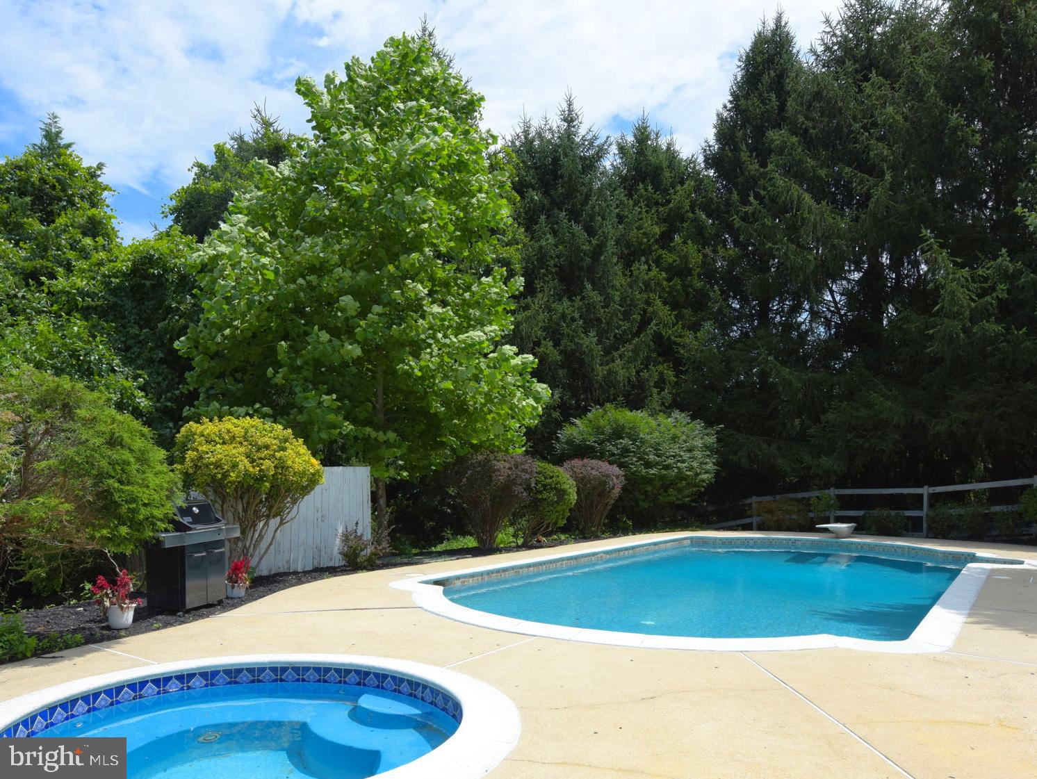 GOSHEN HUNT HILLS - Residential