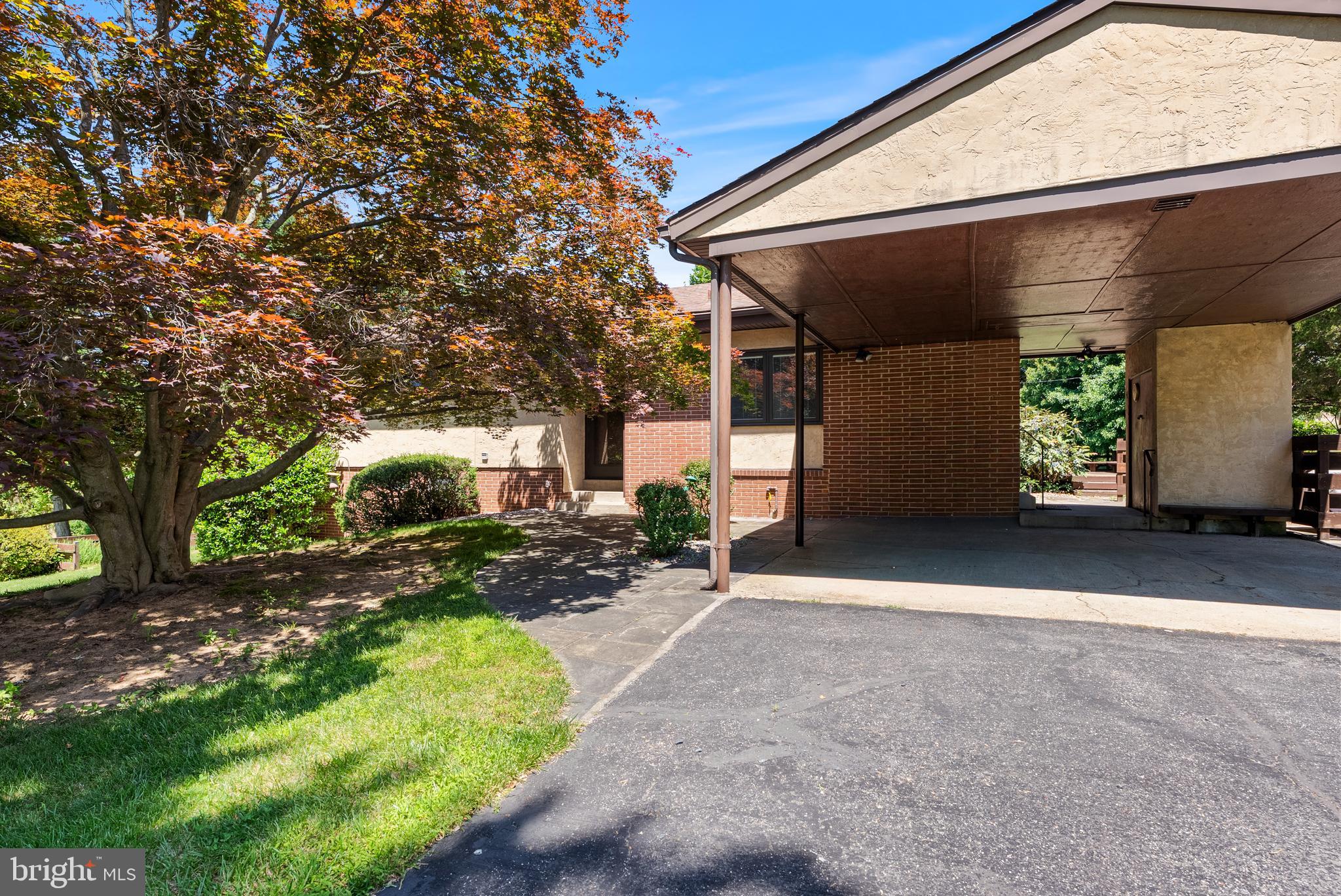 9526 PEPPLE DRIVE