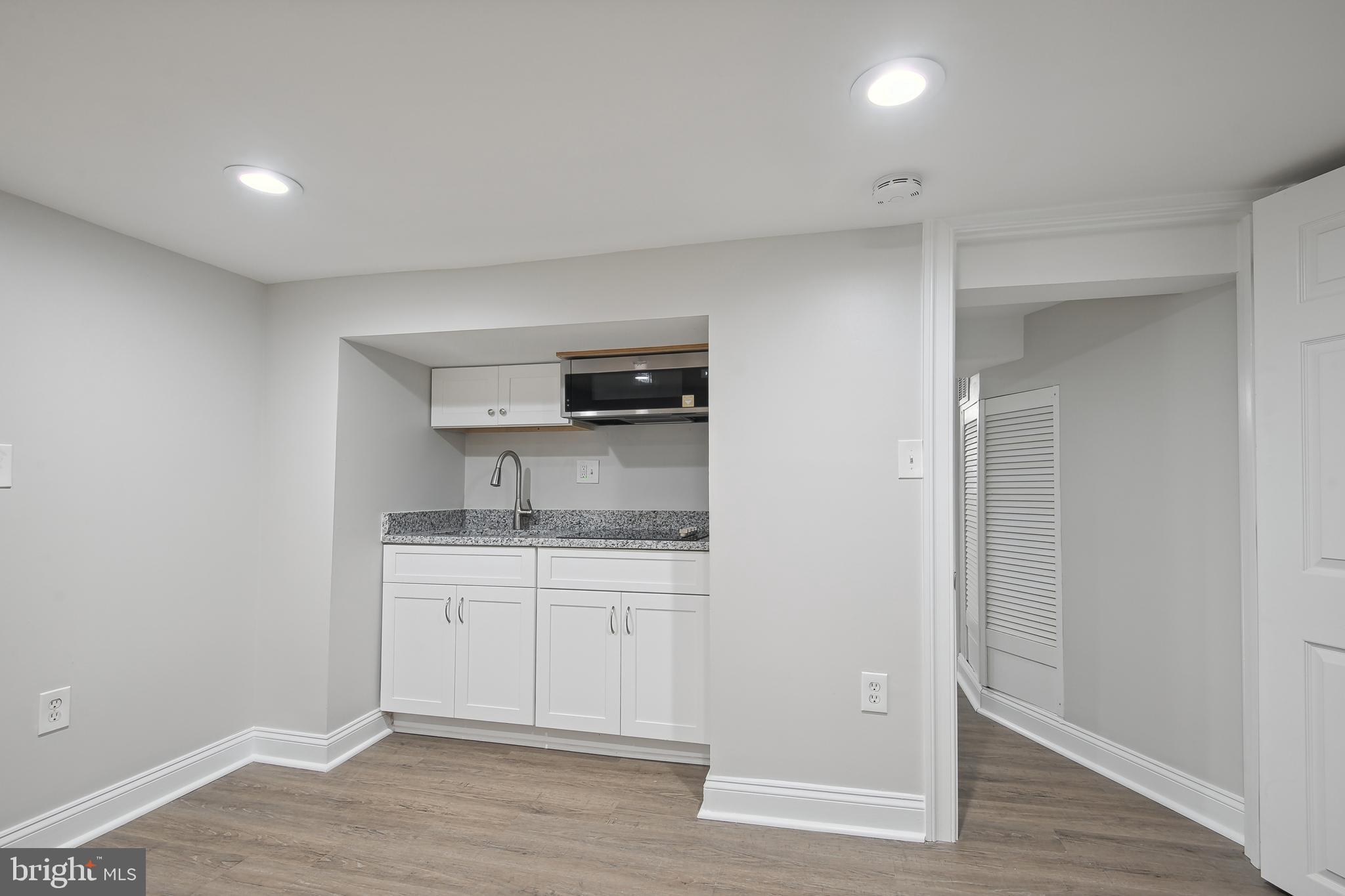 ROGERS & PHILLIPS - Residential