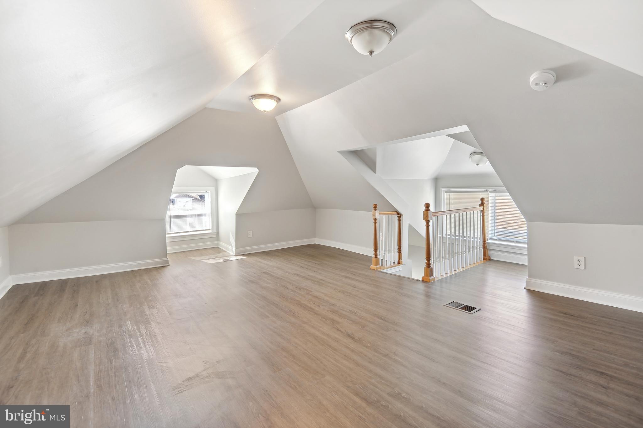 ROGERS & PHILLIPS - Residential