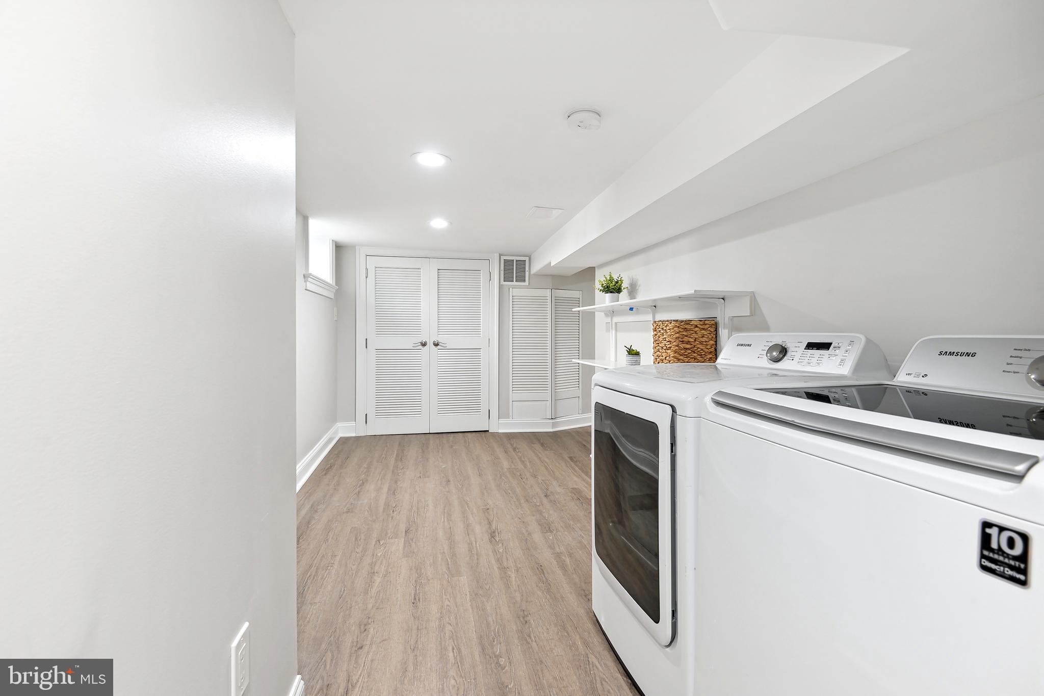 ROGERS & PHILLIPS - Residential