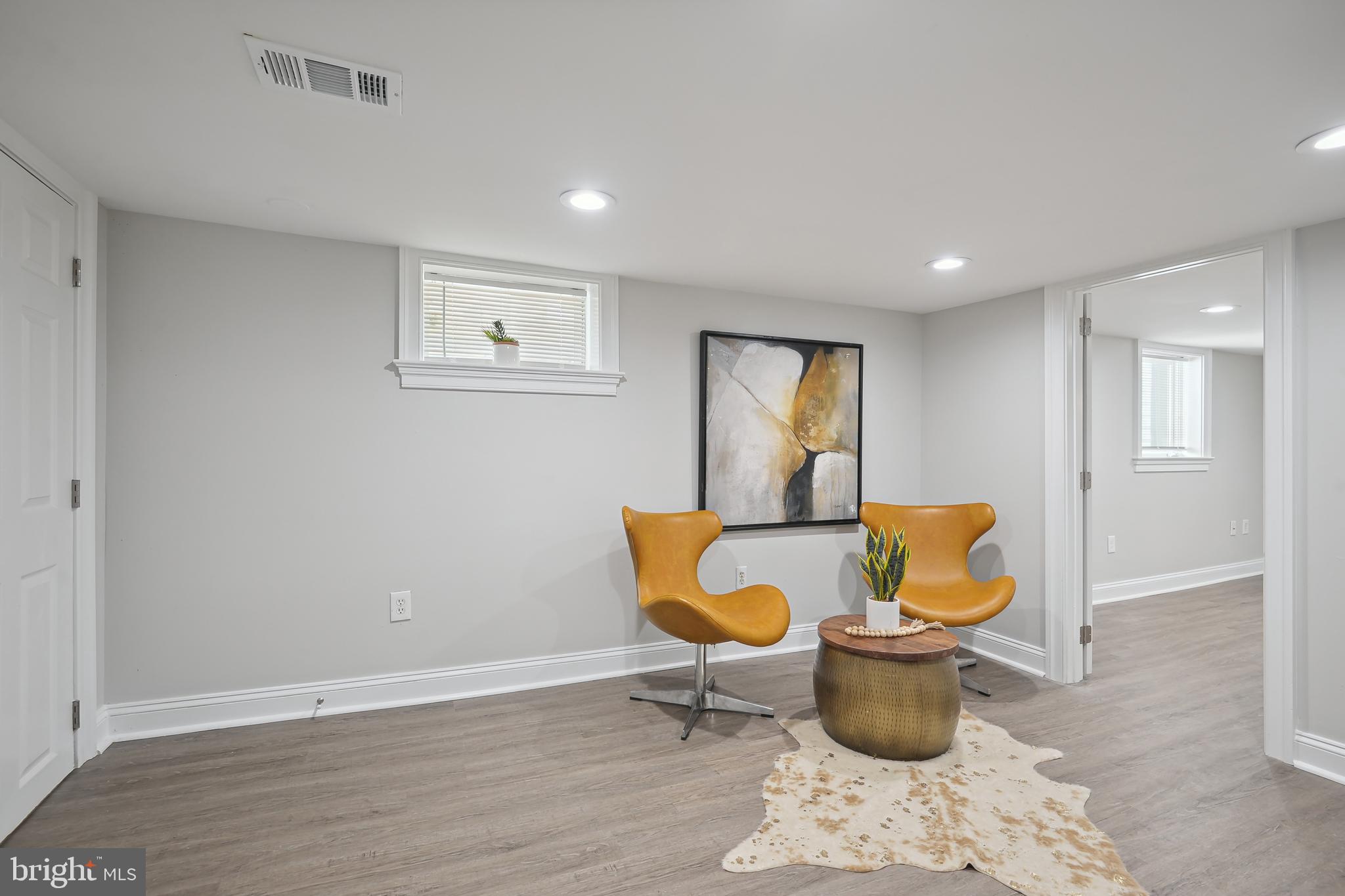 ROGERS & PHILLIPS - Residential