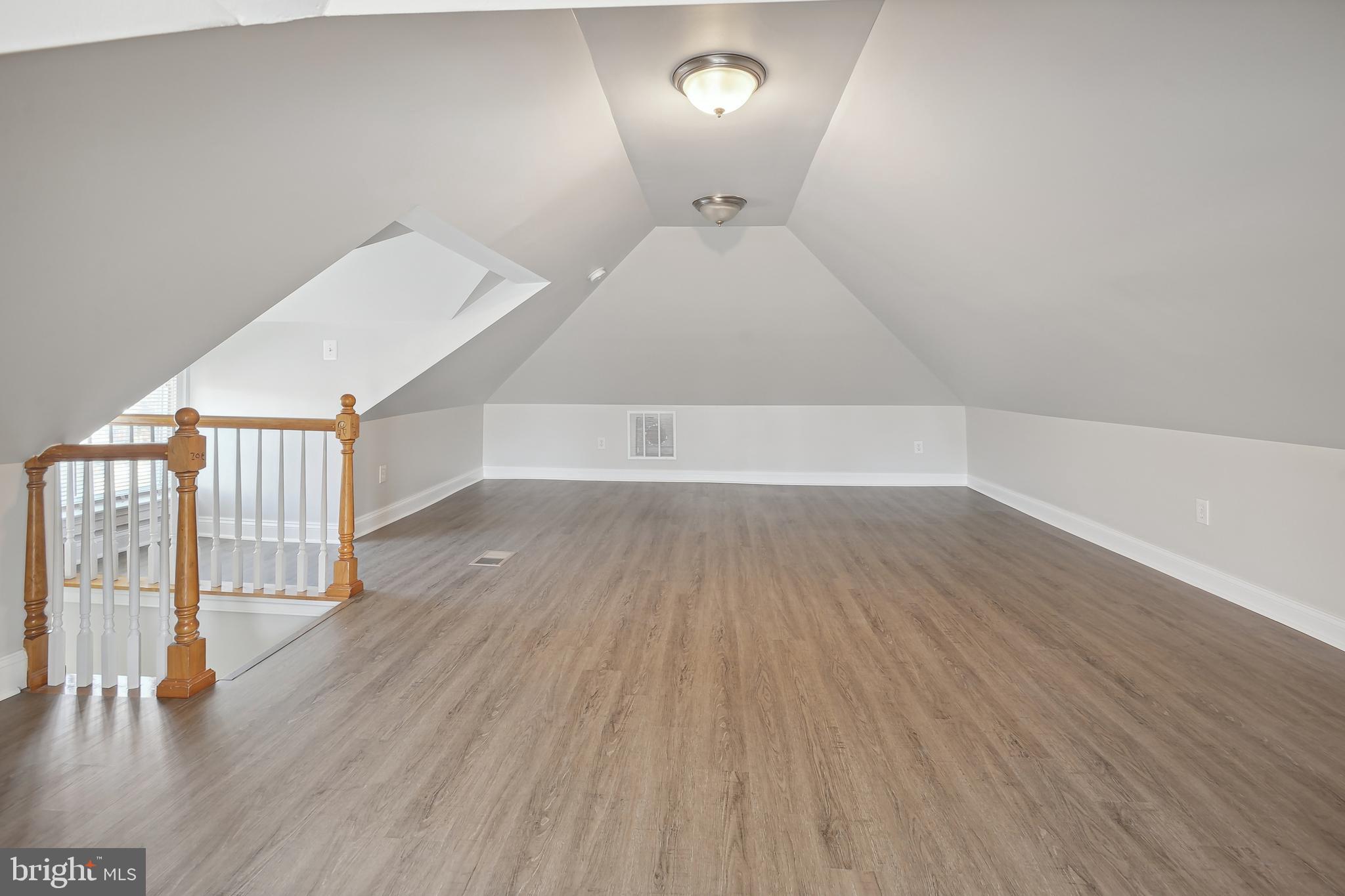 ROGERS & PHILLIPS - Residential