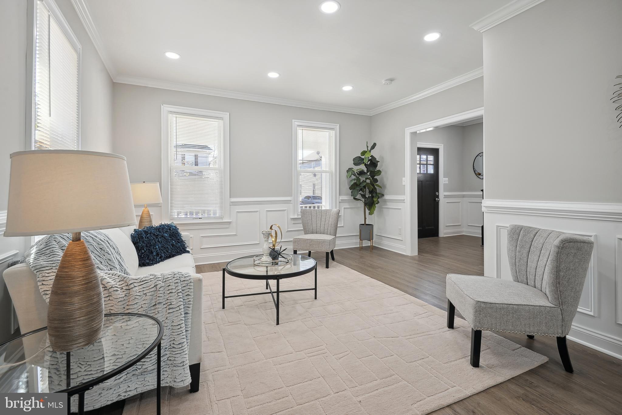 ROGERS & PHILLIPS - Residential