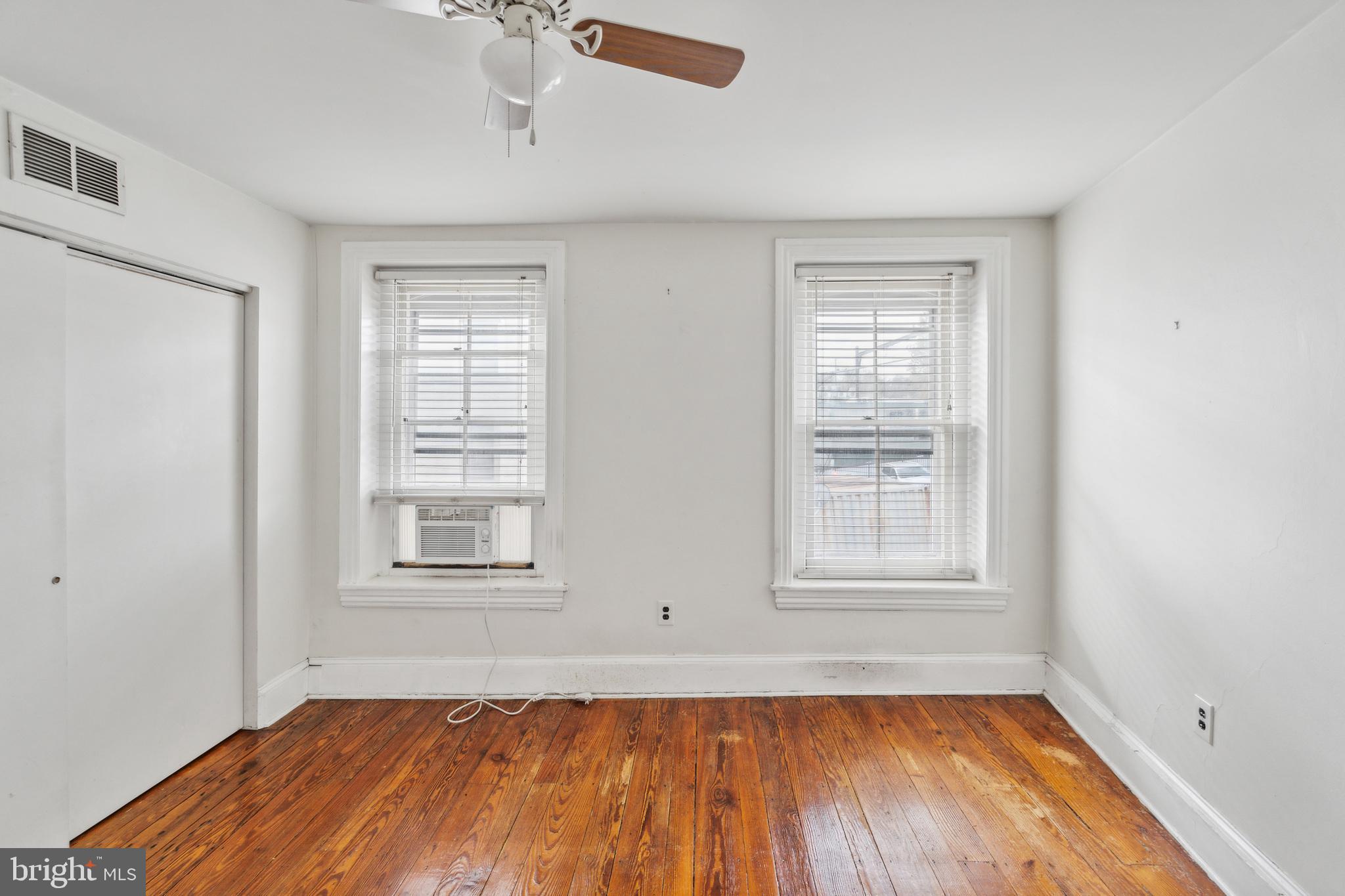 MANAYUNK - Residential Lease