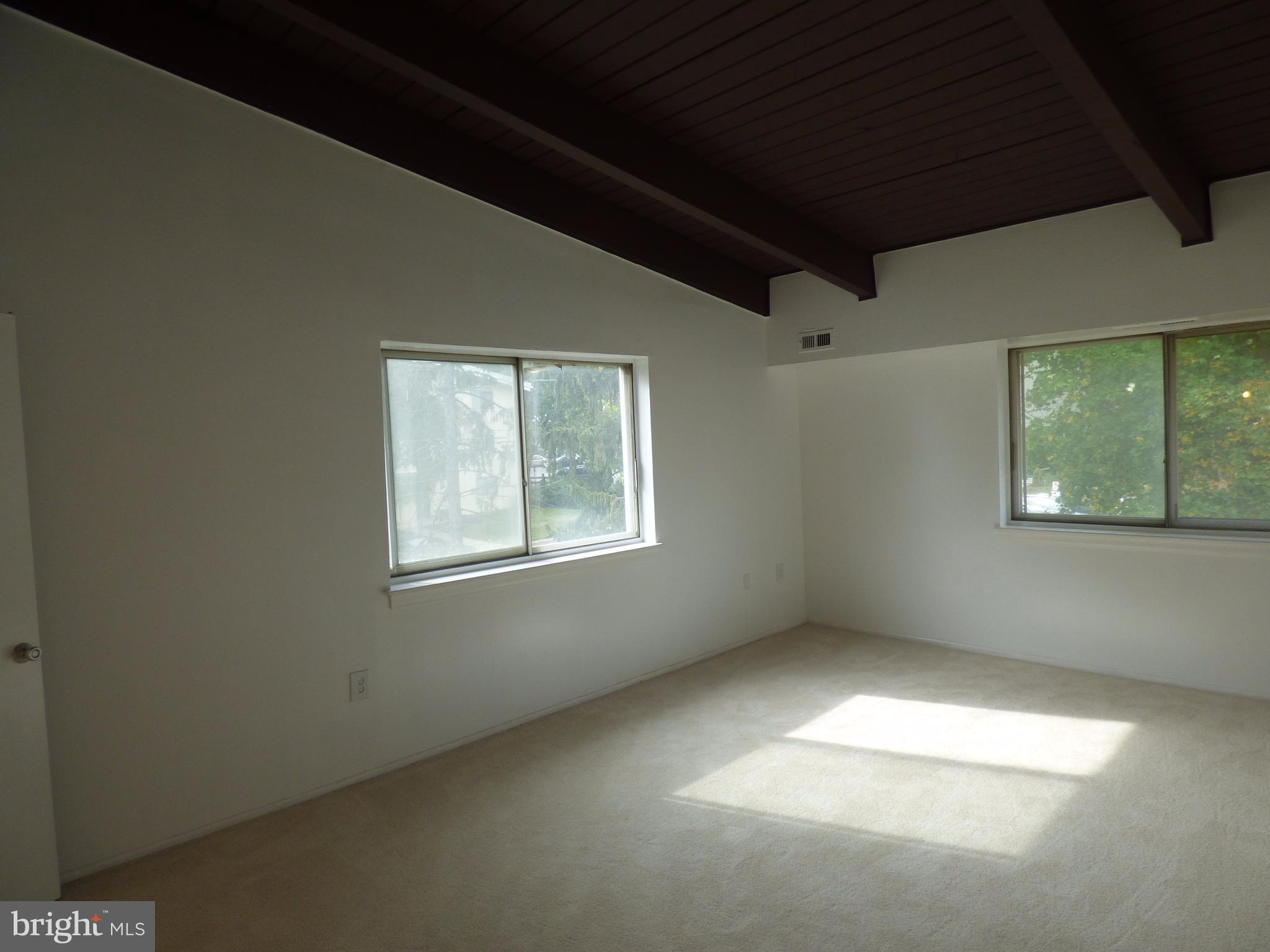 MARYLAND FARMS CONDO - Residential