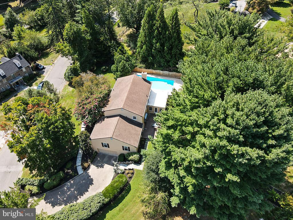 HIDDEN VALLEY - Residential