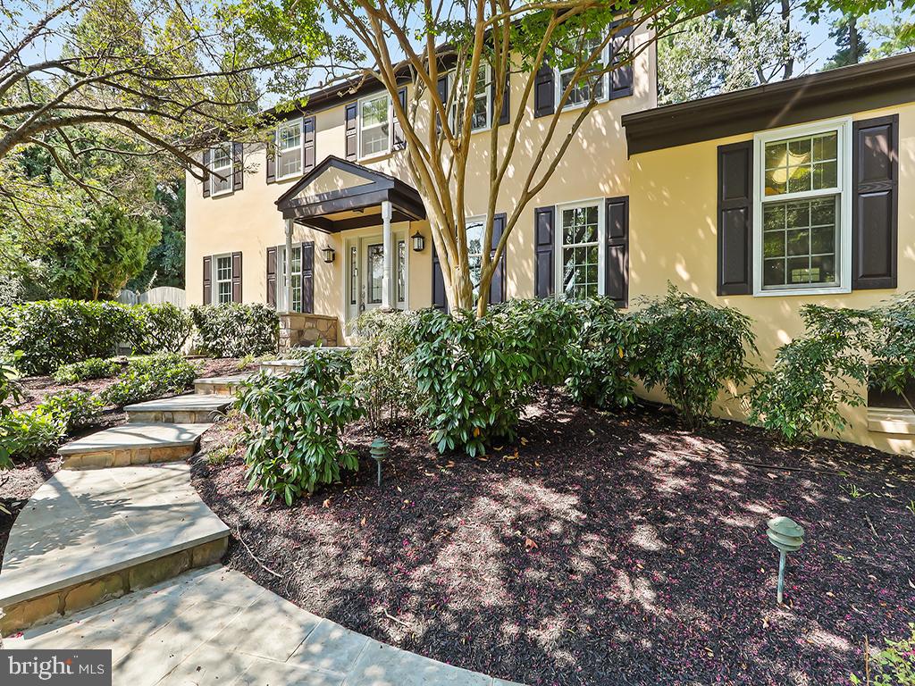 HIDDEN VALLEY - Residential