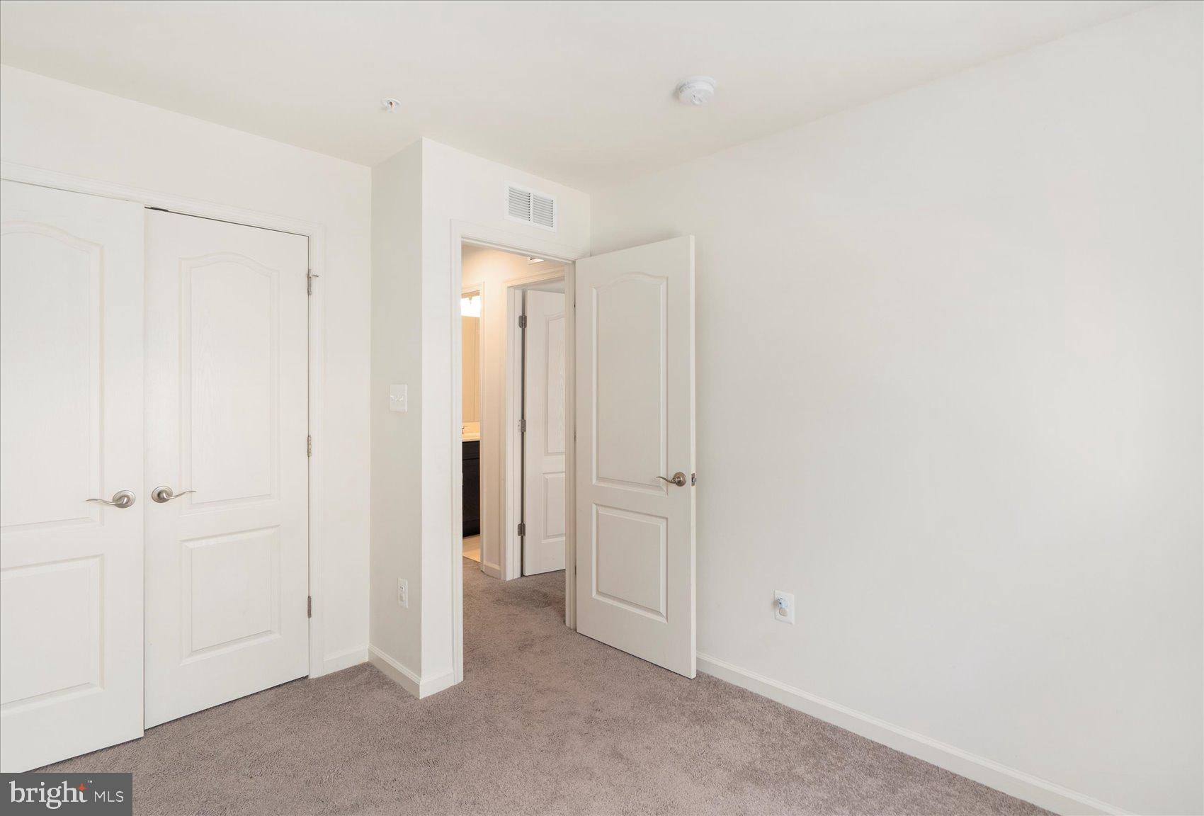 THE RIDGES - Residential Lease