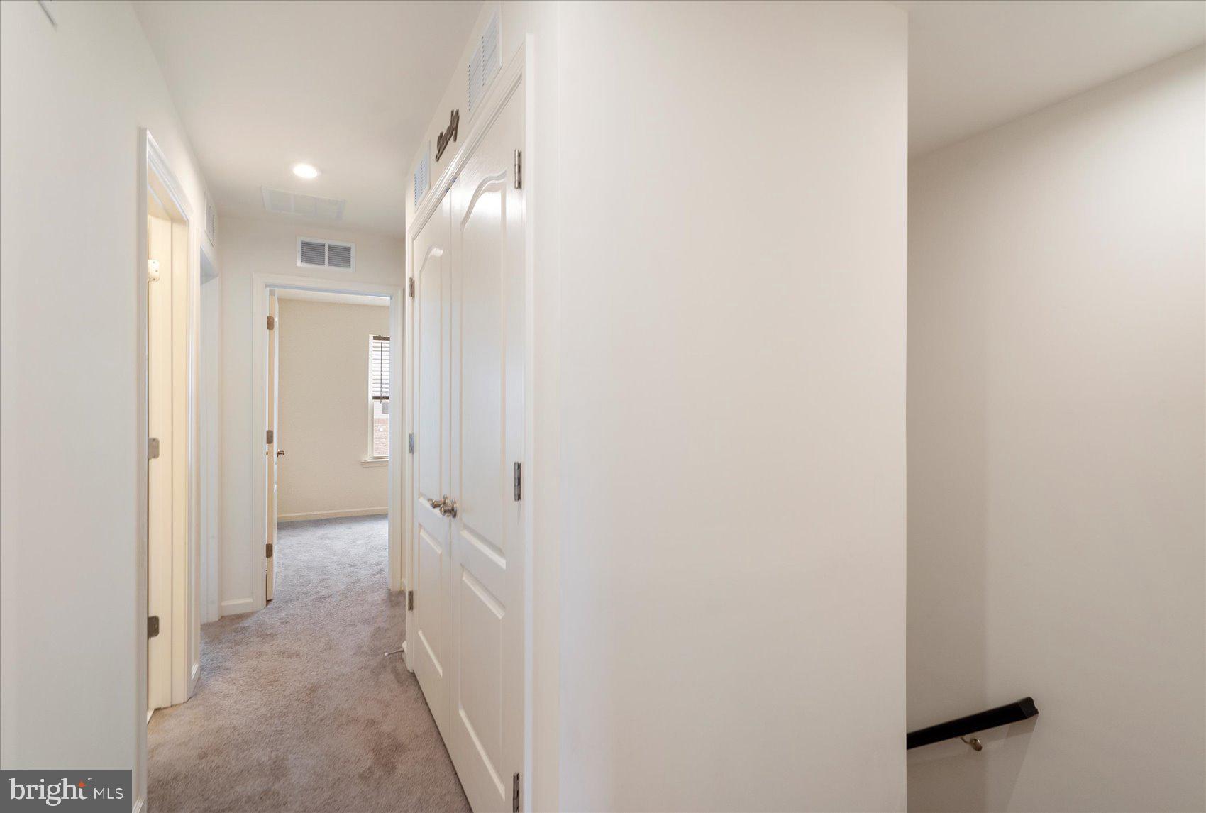 THE RIDGES - Residential Lease