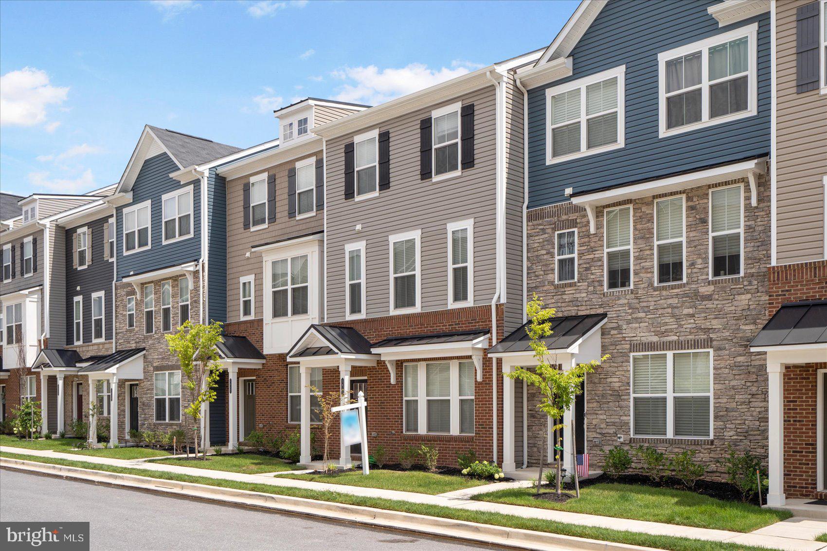 THE RIDGES - Residential Lease