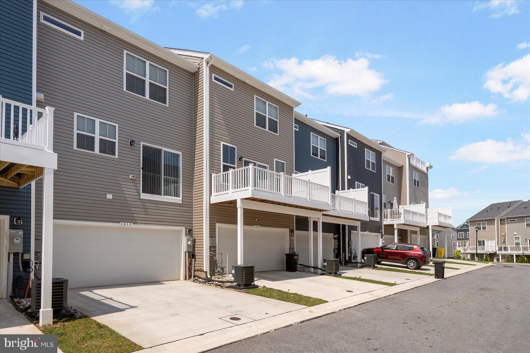 THE RIDGES - Residential Lease