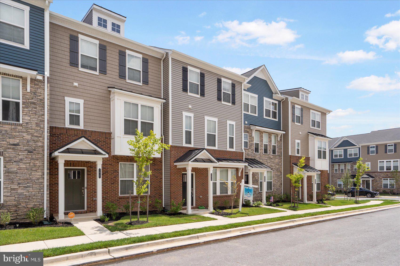 THE RIDGES - Residential Lease