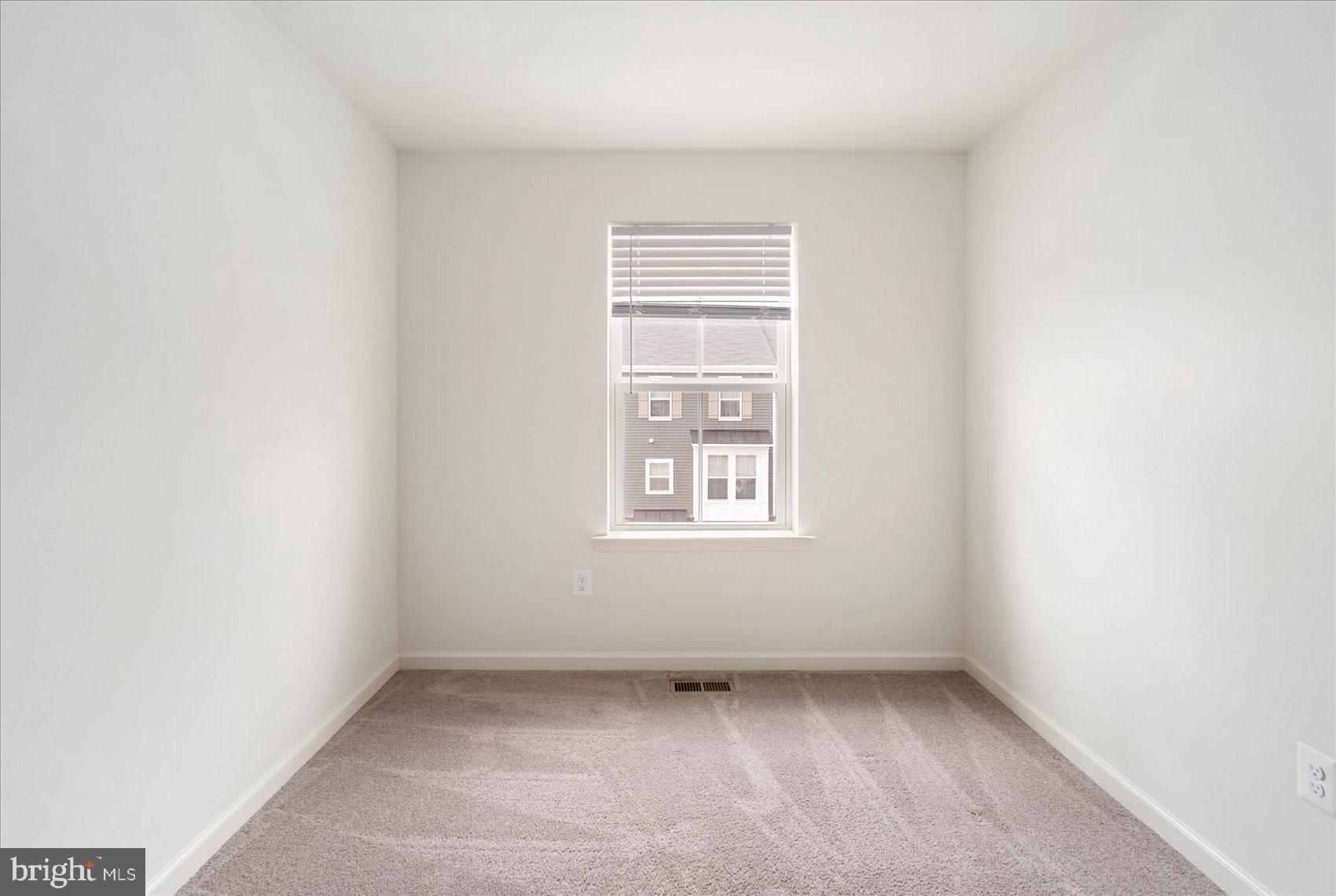 THE RIDGES - Residential Lease