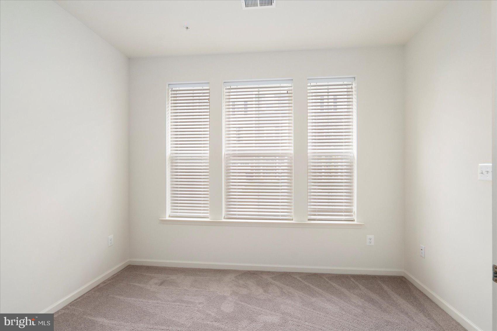 THE RIDGES - Residential Lease