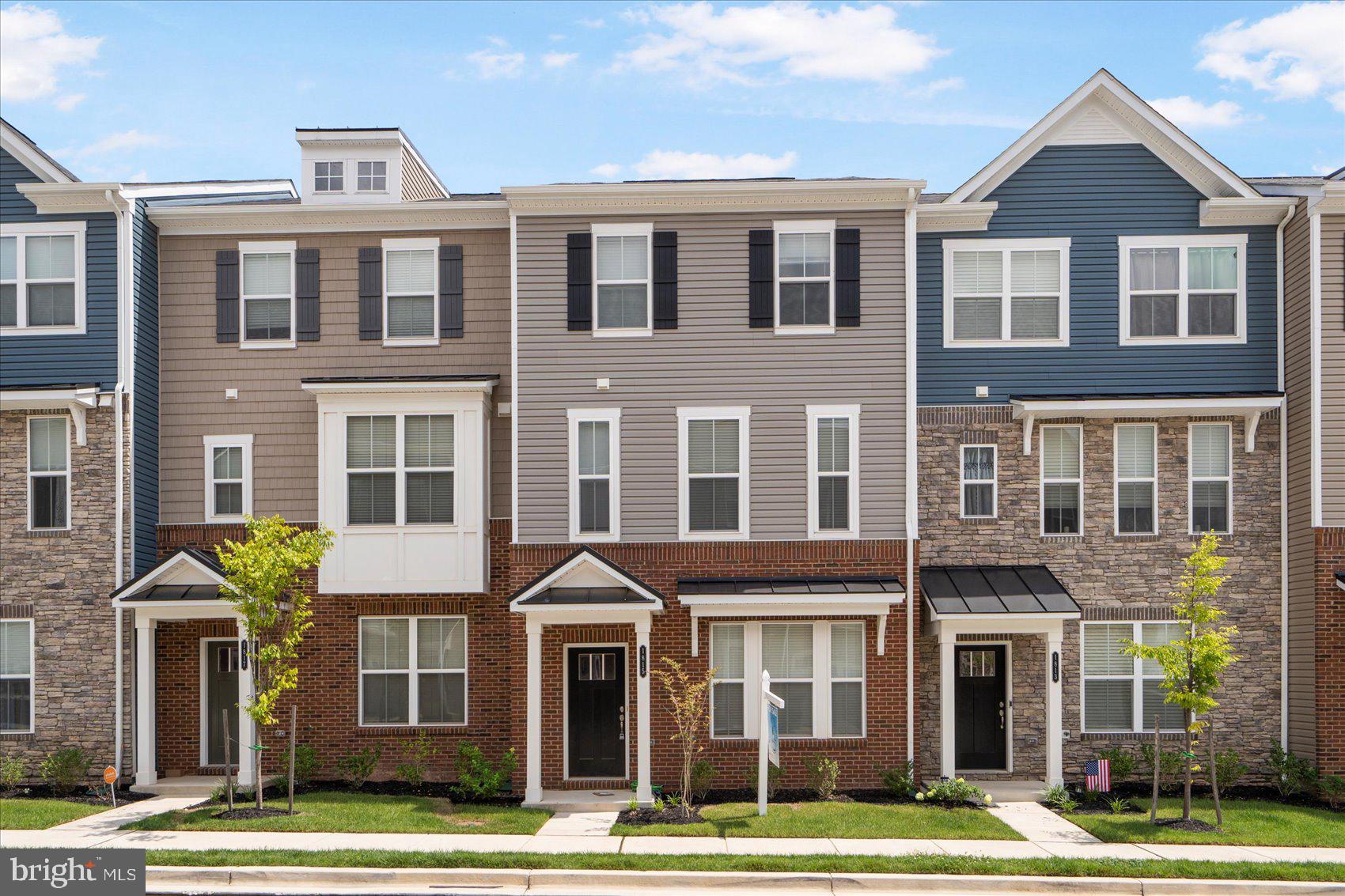 THE RIDGES - Residential Lease