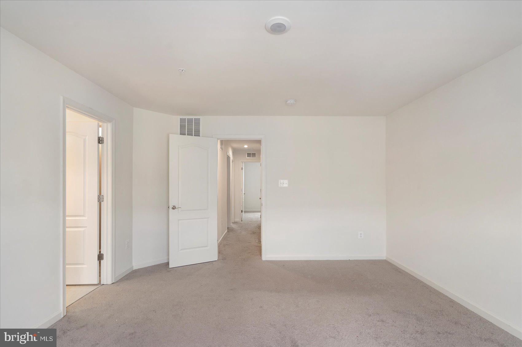 THE RIDGES - Residential Lease