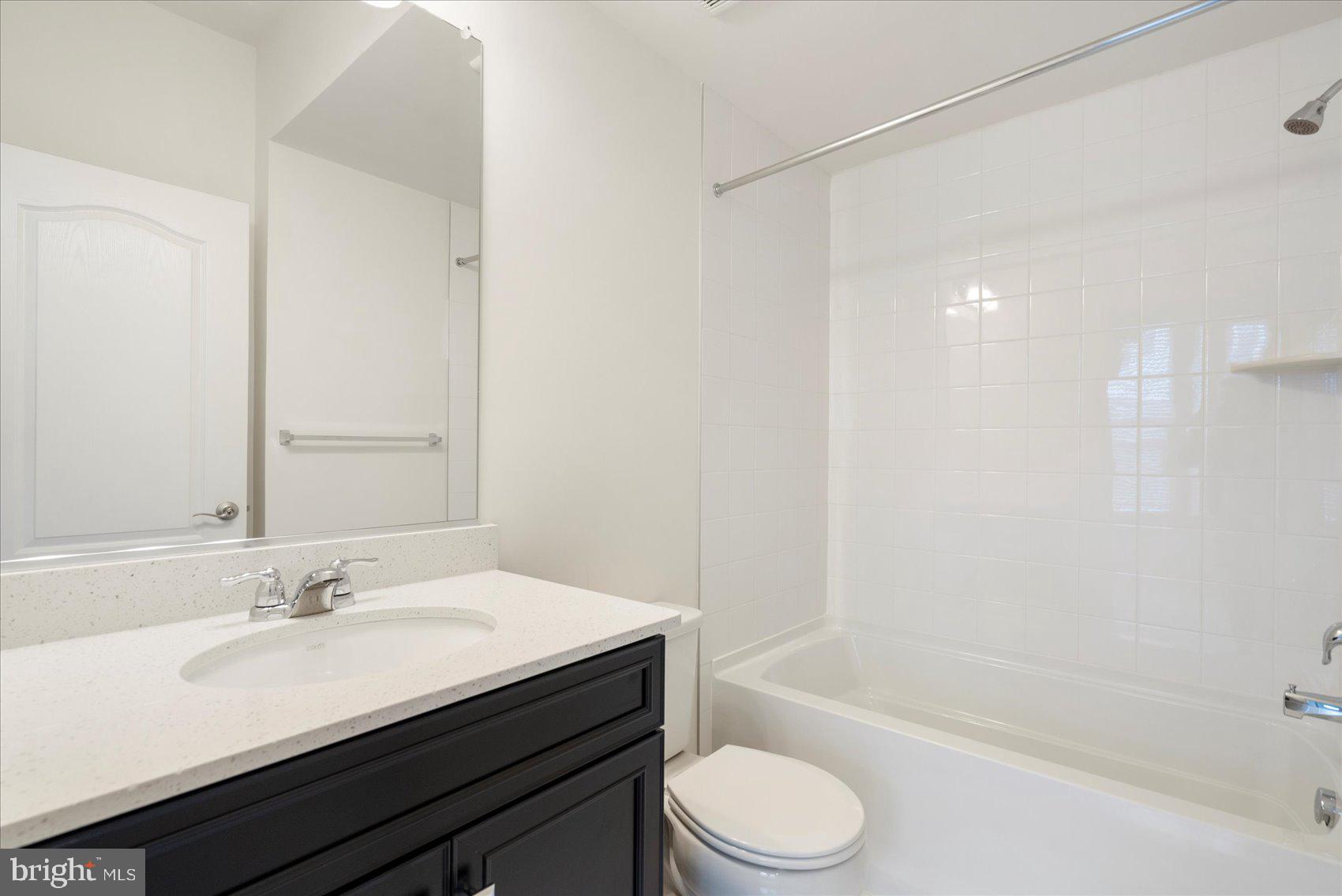 THE RIDGES - Residential Lease