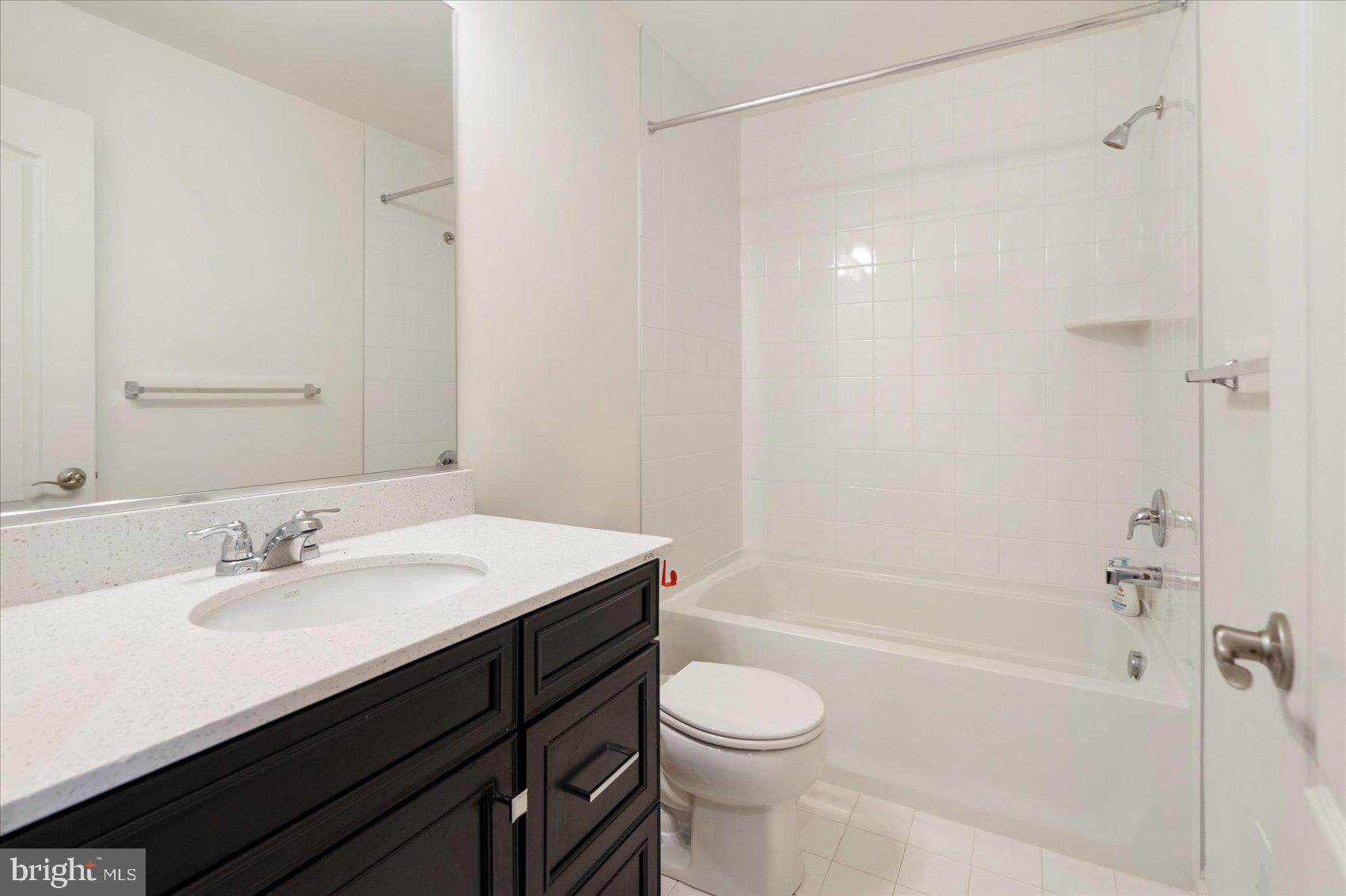 THE RIDGES - Residential Lease