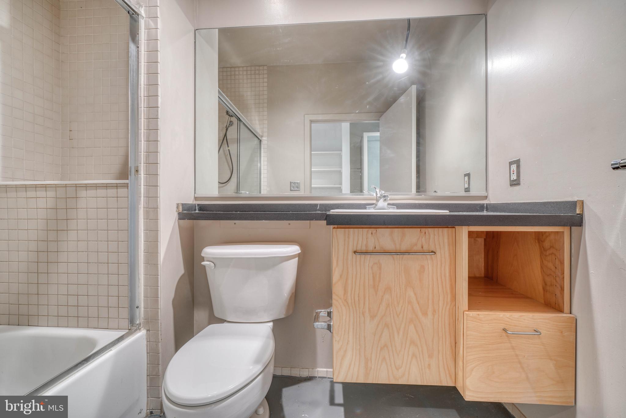 FEDERAL HILL HISTORIC DISTRICT - Residential Lease