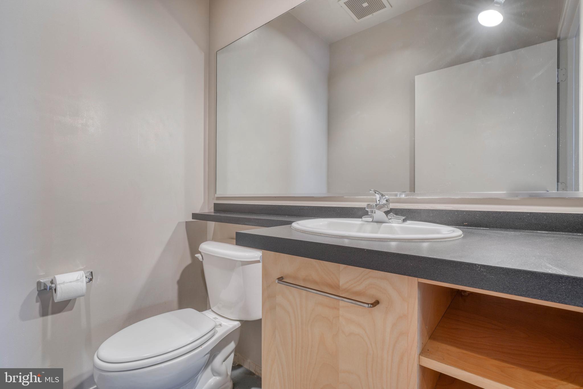 FEDERAL HILL HISTORIC DISTRICT - Residential Lease