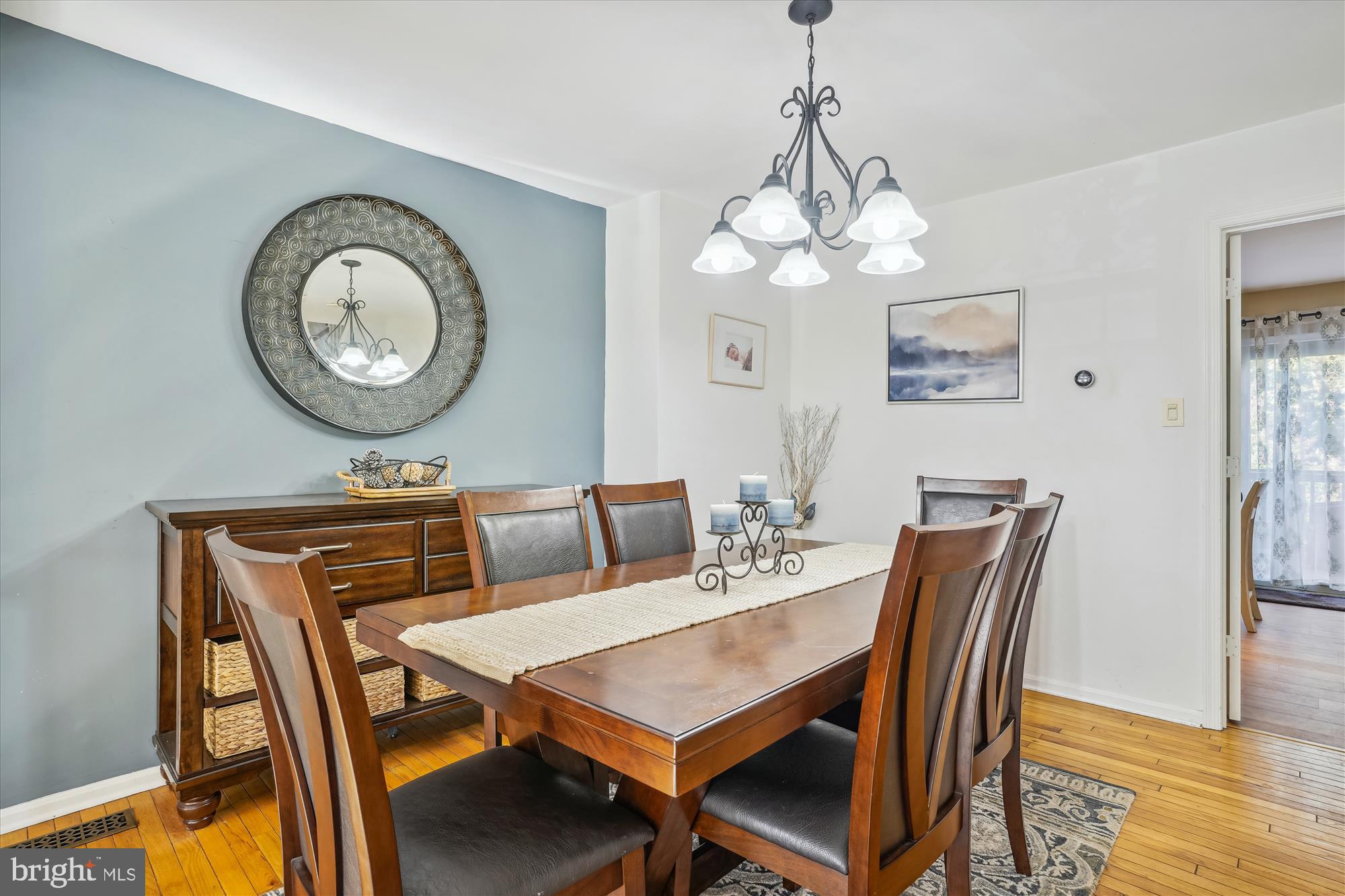 ASHBURN VILLAGE - Residential