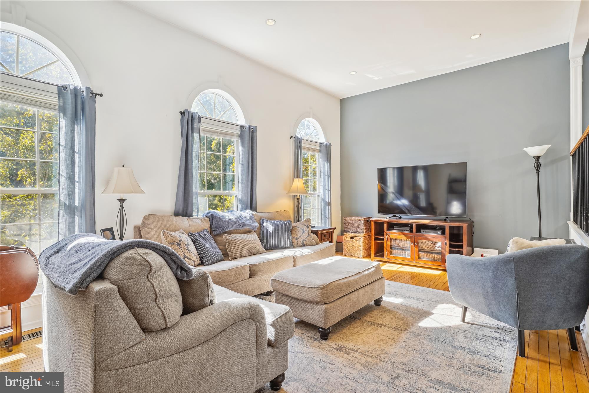 ASHBURN VILLAGE - Residential