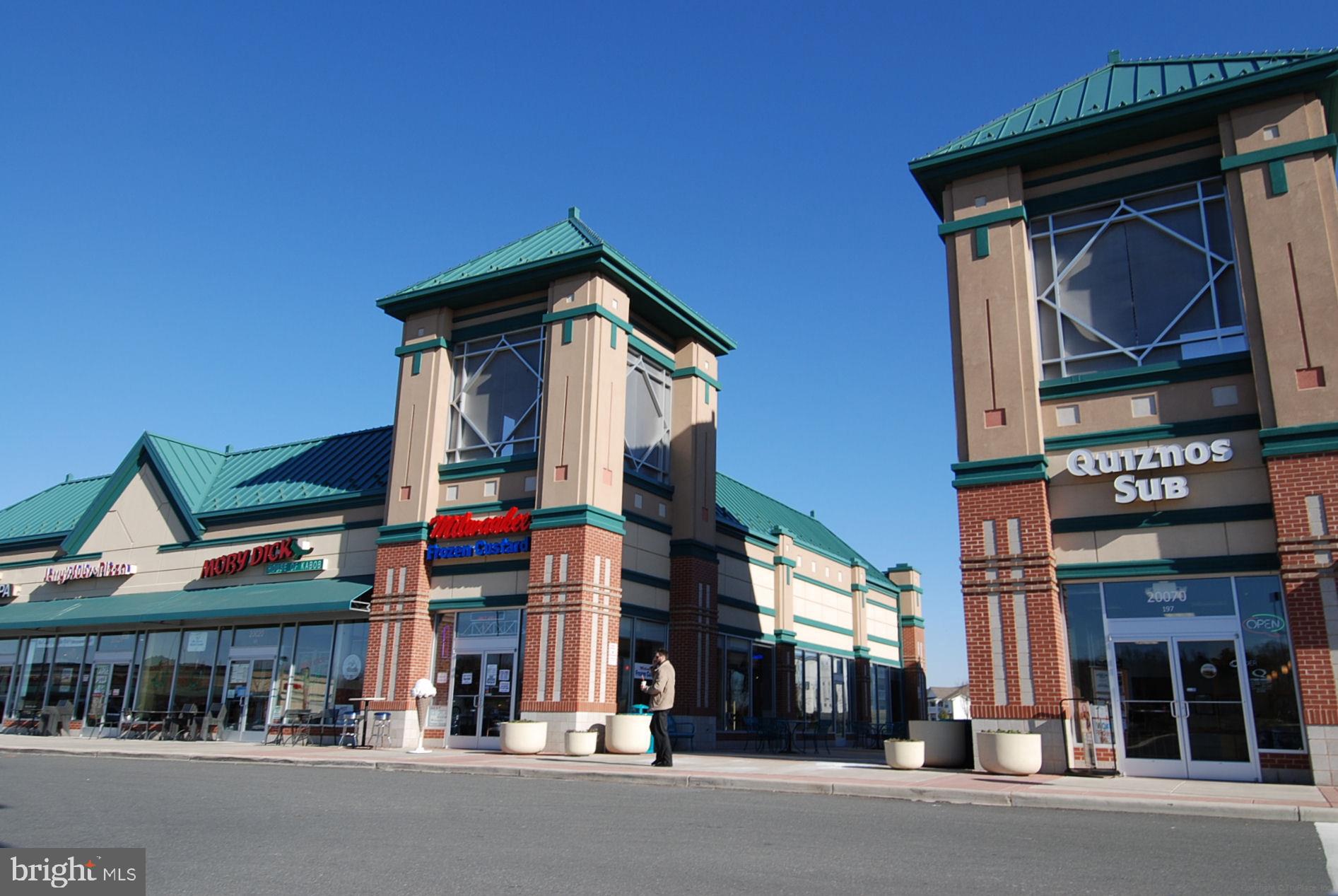 ASHBURN VILLAGE - Residential