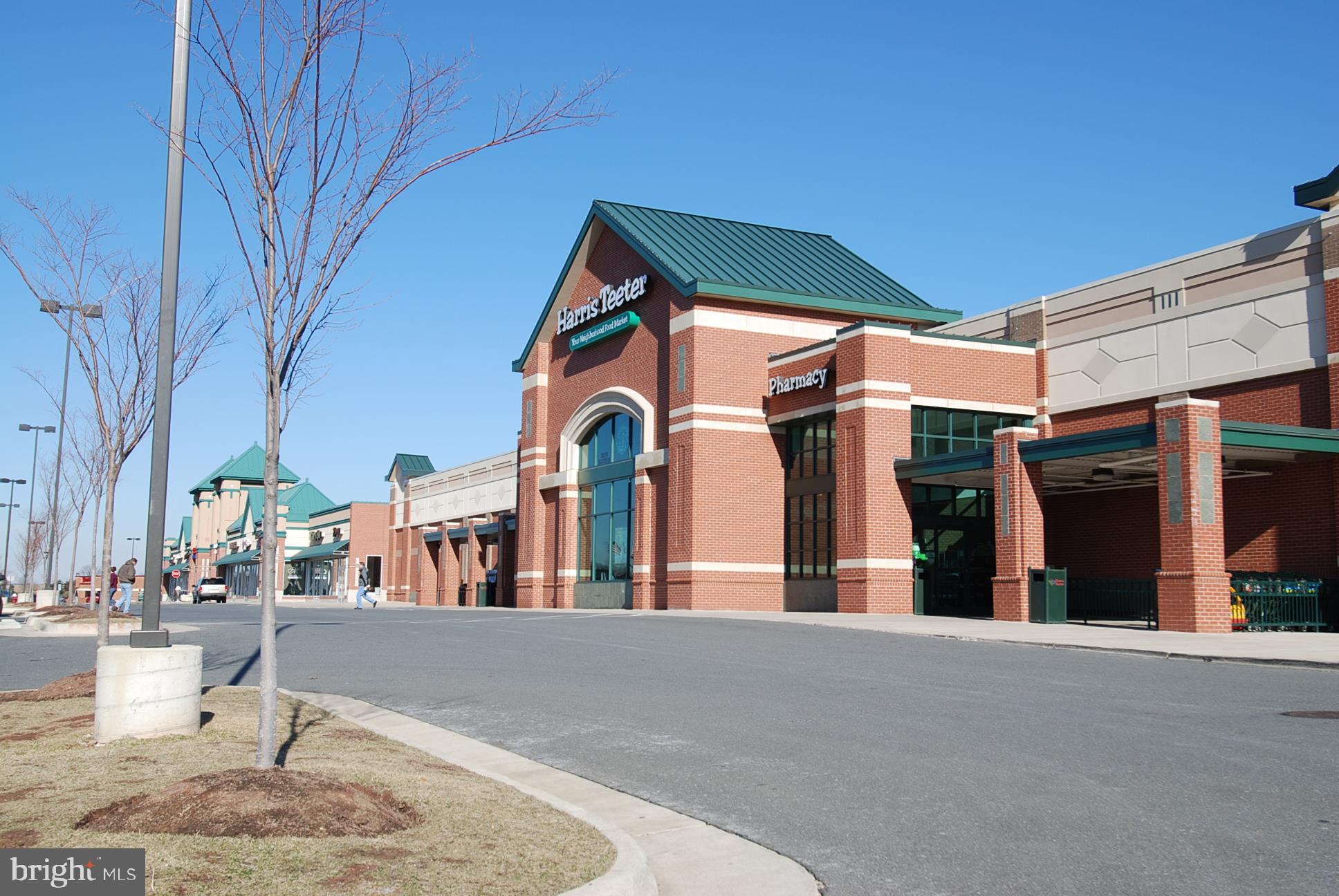 ASHBURN VILLAGE - Residential