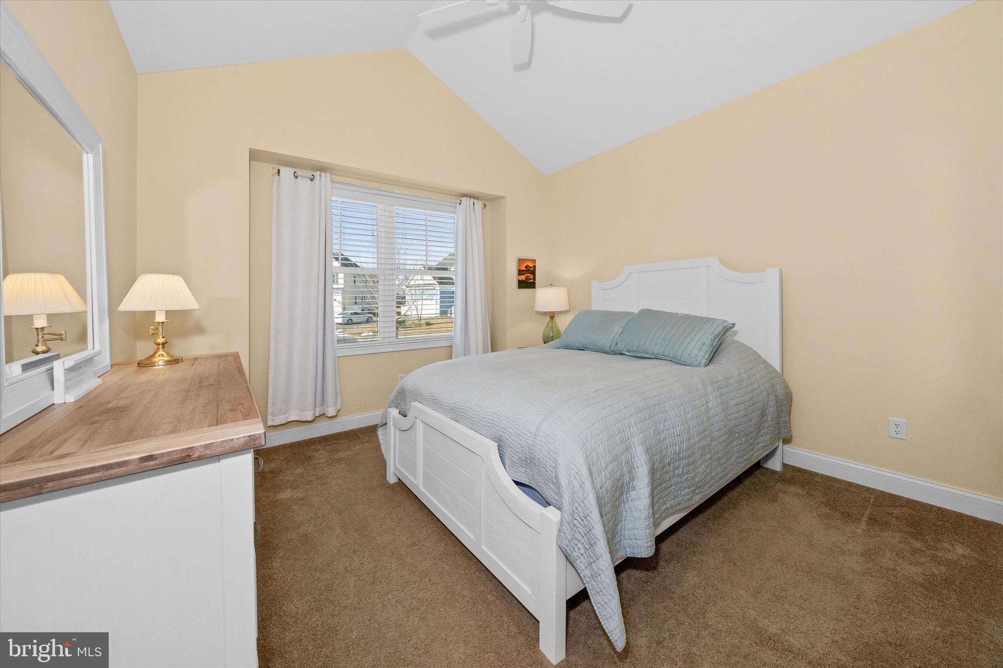 PENINSULA - Residential