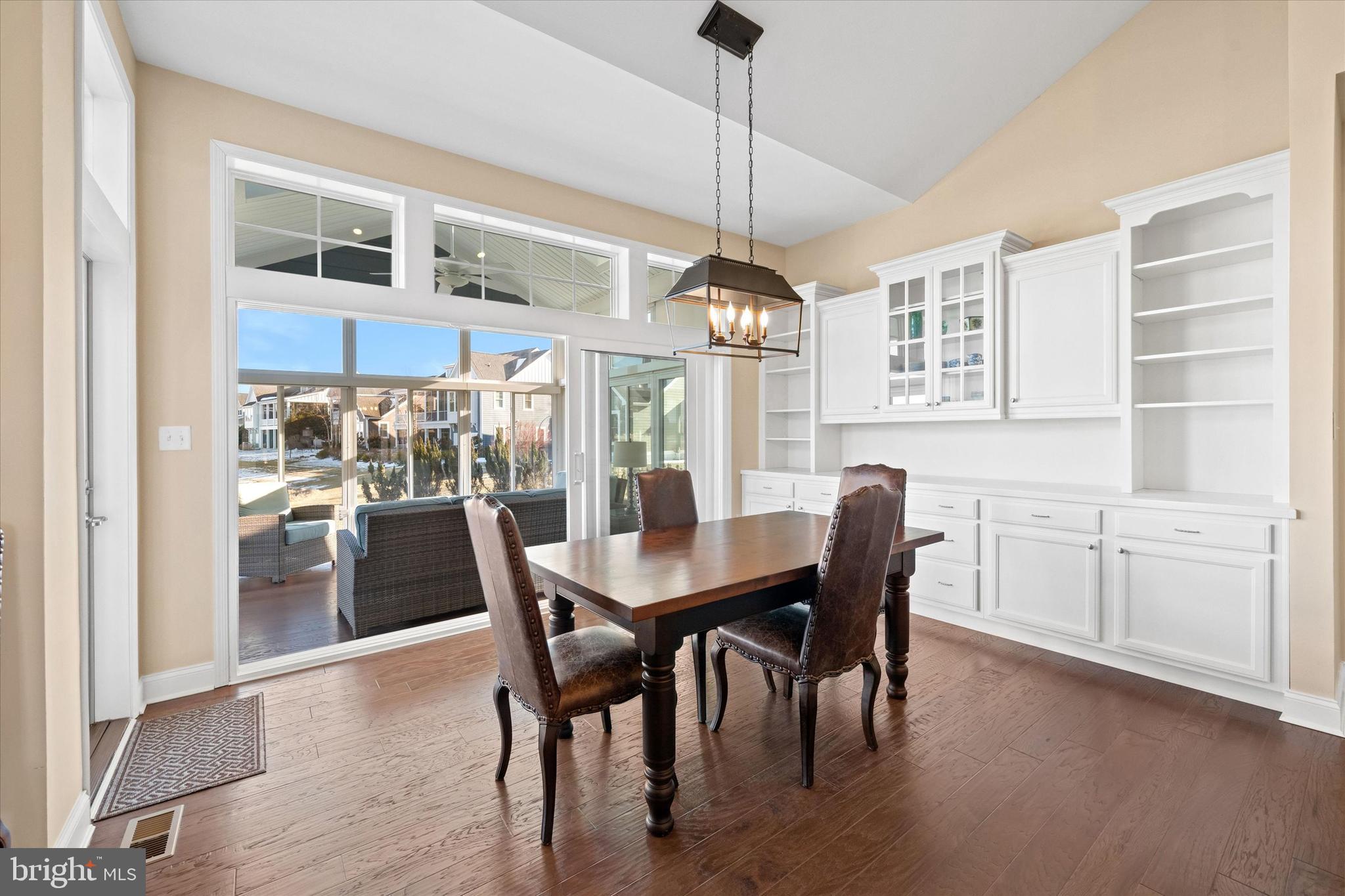 PENINSULA - Residential