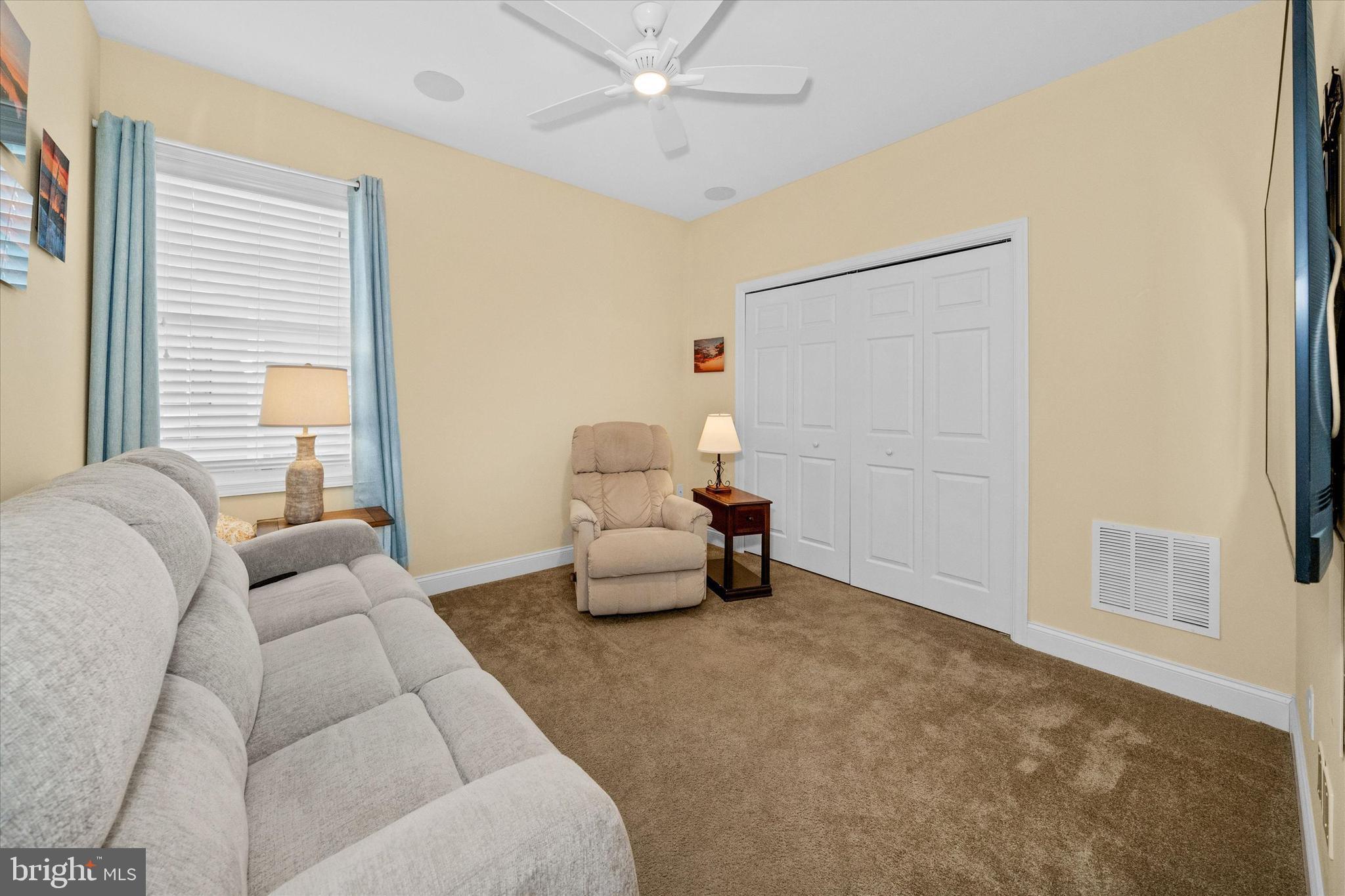 PENINSULA - Residential