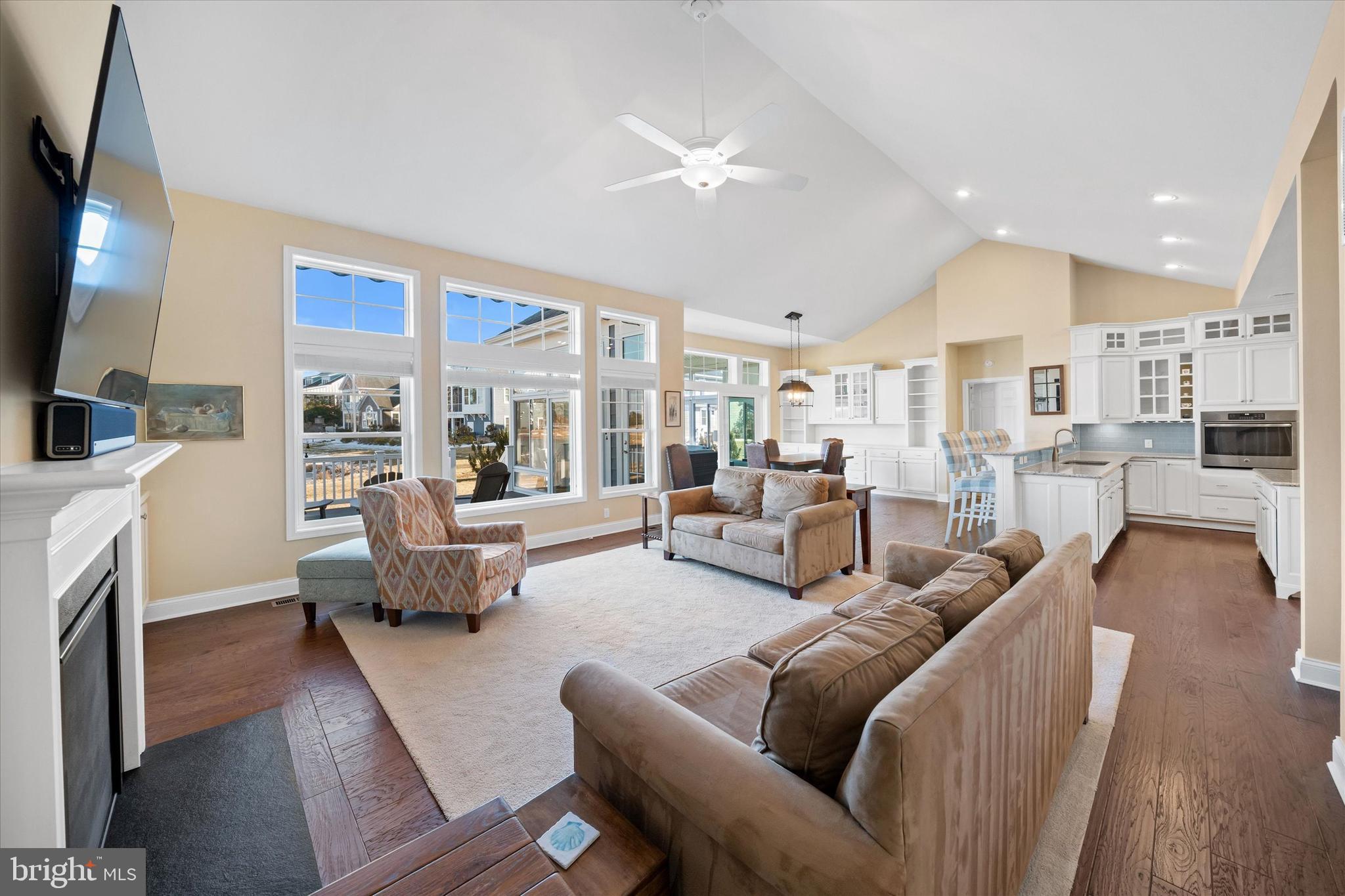 PENINSULA - Residential