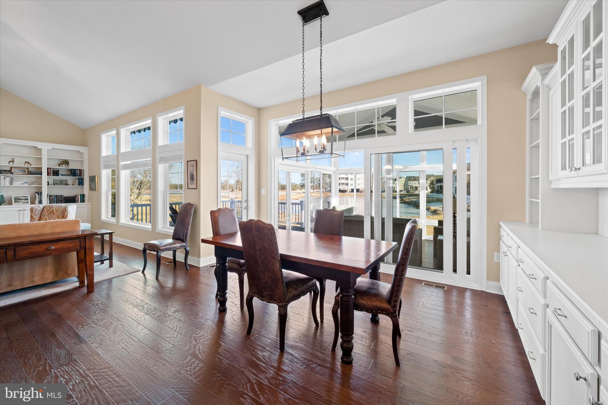 PENINSULA - Residential