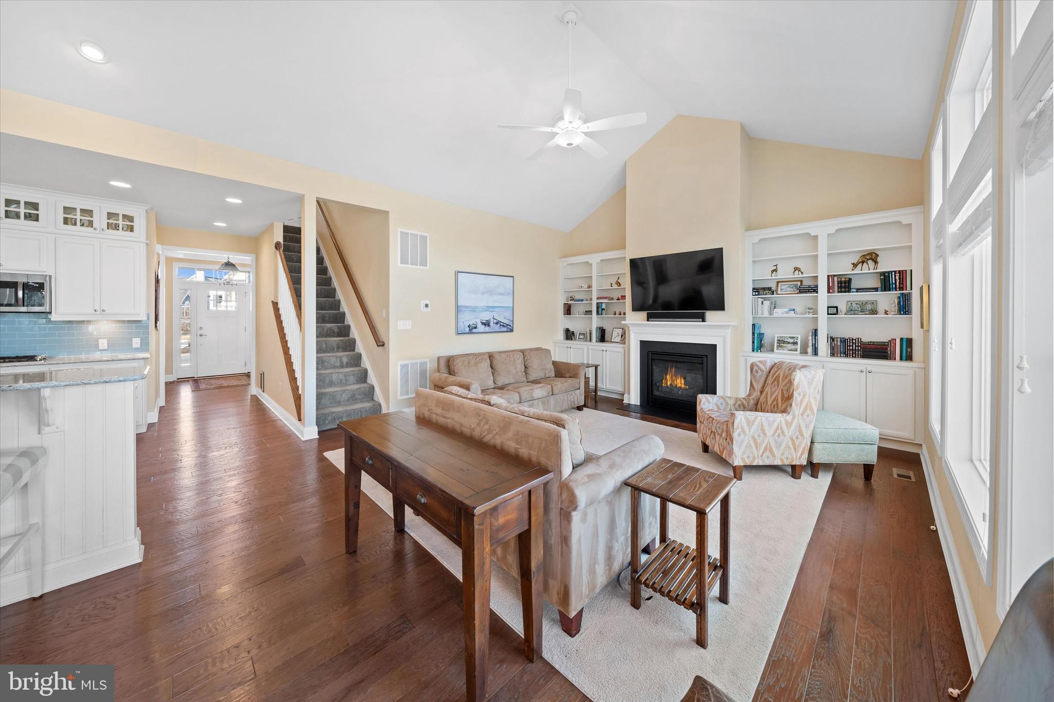 PENINSULA - Residential