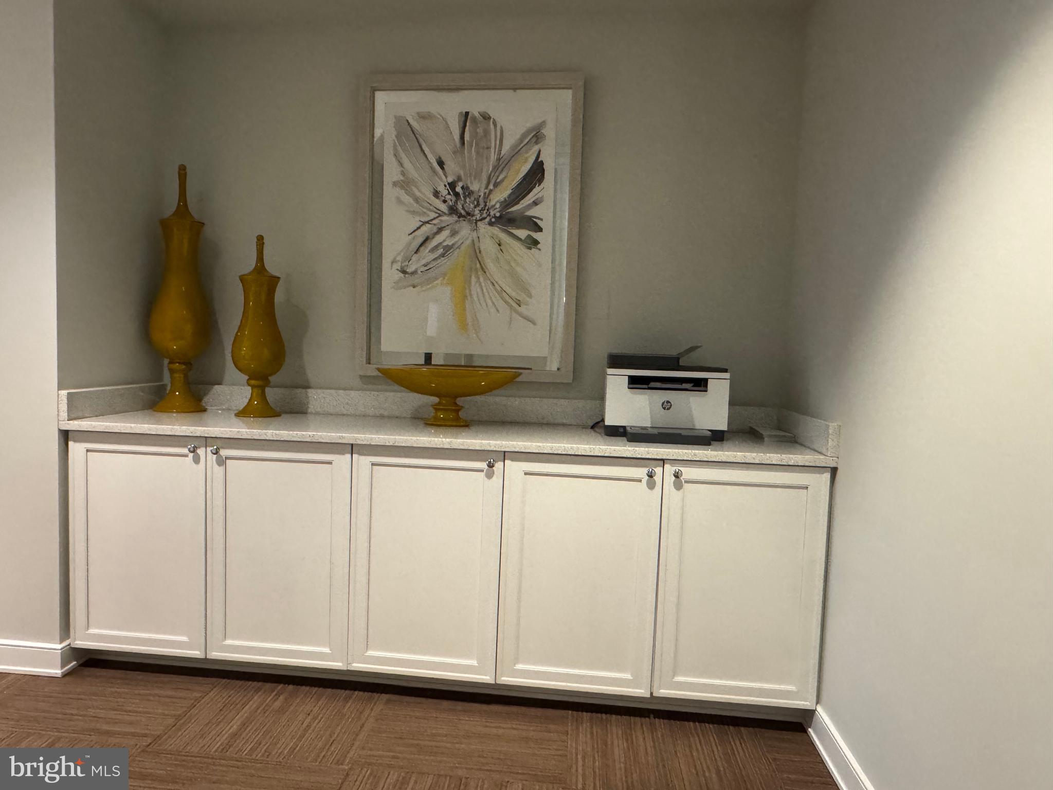 SAVOY AT RESTON TOWN CENTER - Residential