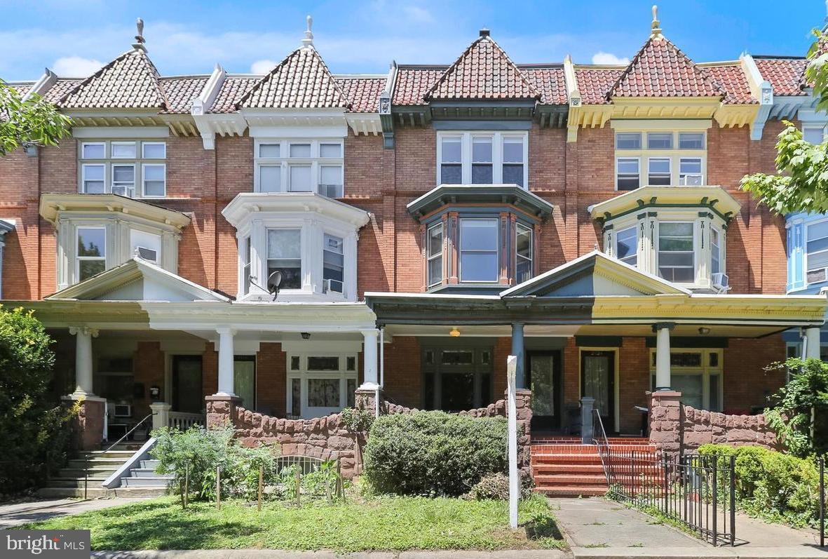 CHARLES VILLAGE - Residential