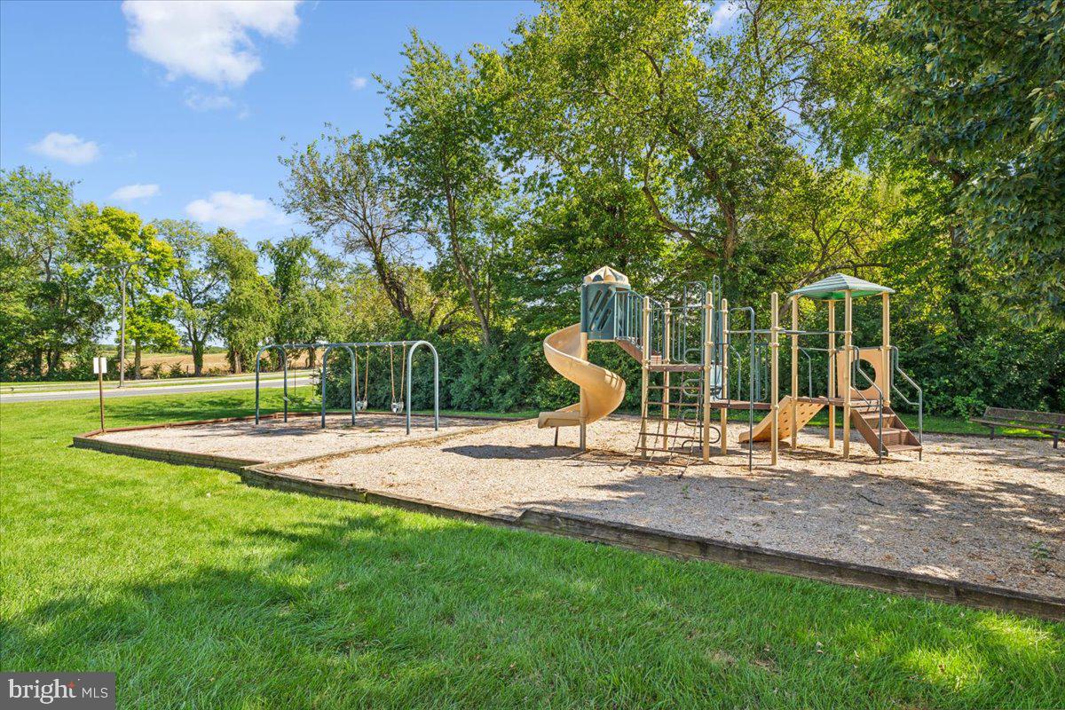 FREDERICKTOWNE VILLAGE - Residential