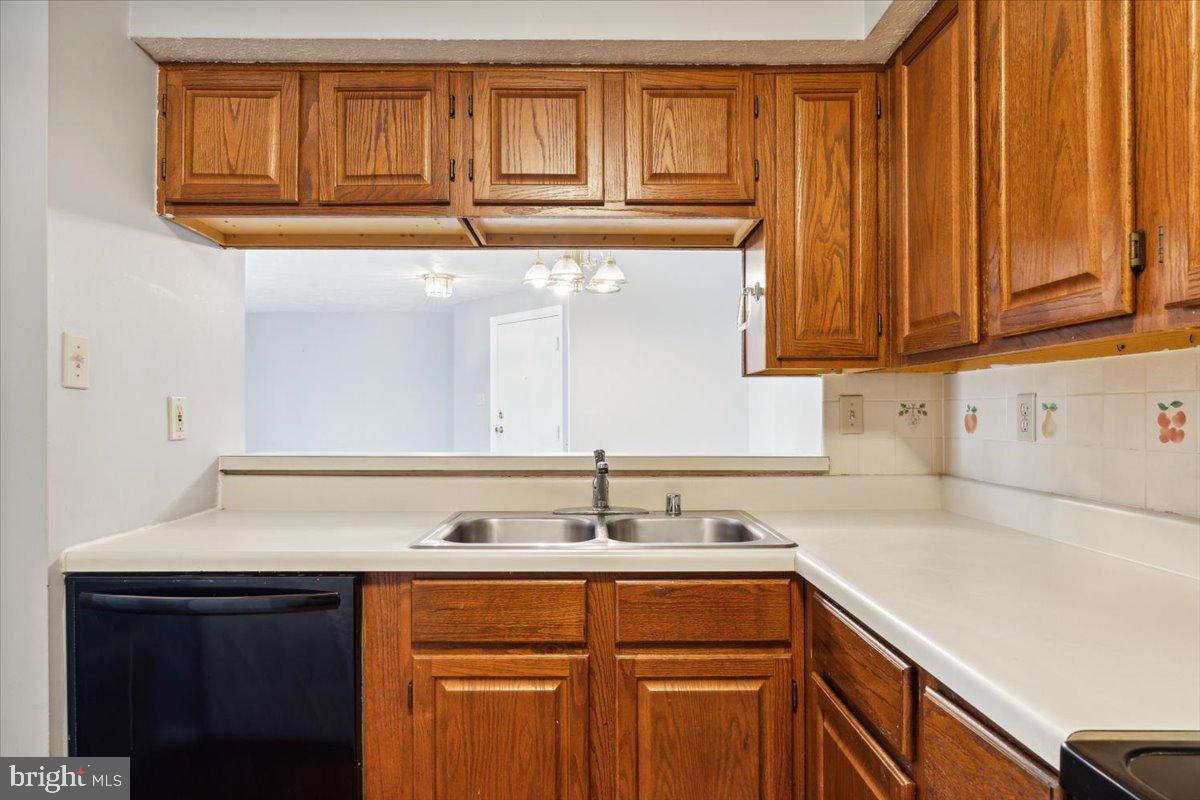 FREDERICKTOWNE VILLAGE - Residential