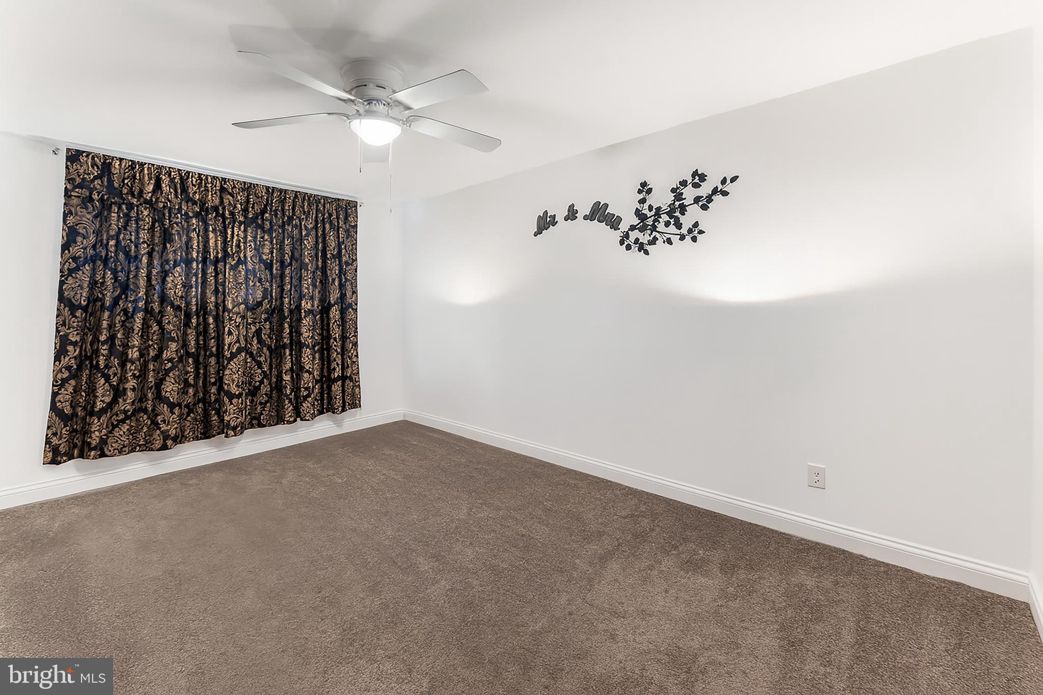 NORTHWOOD - Residential