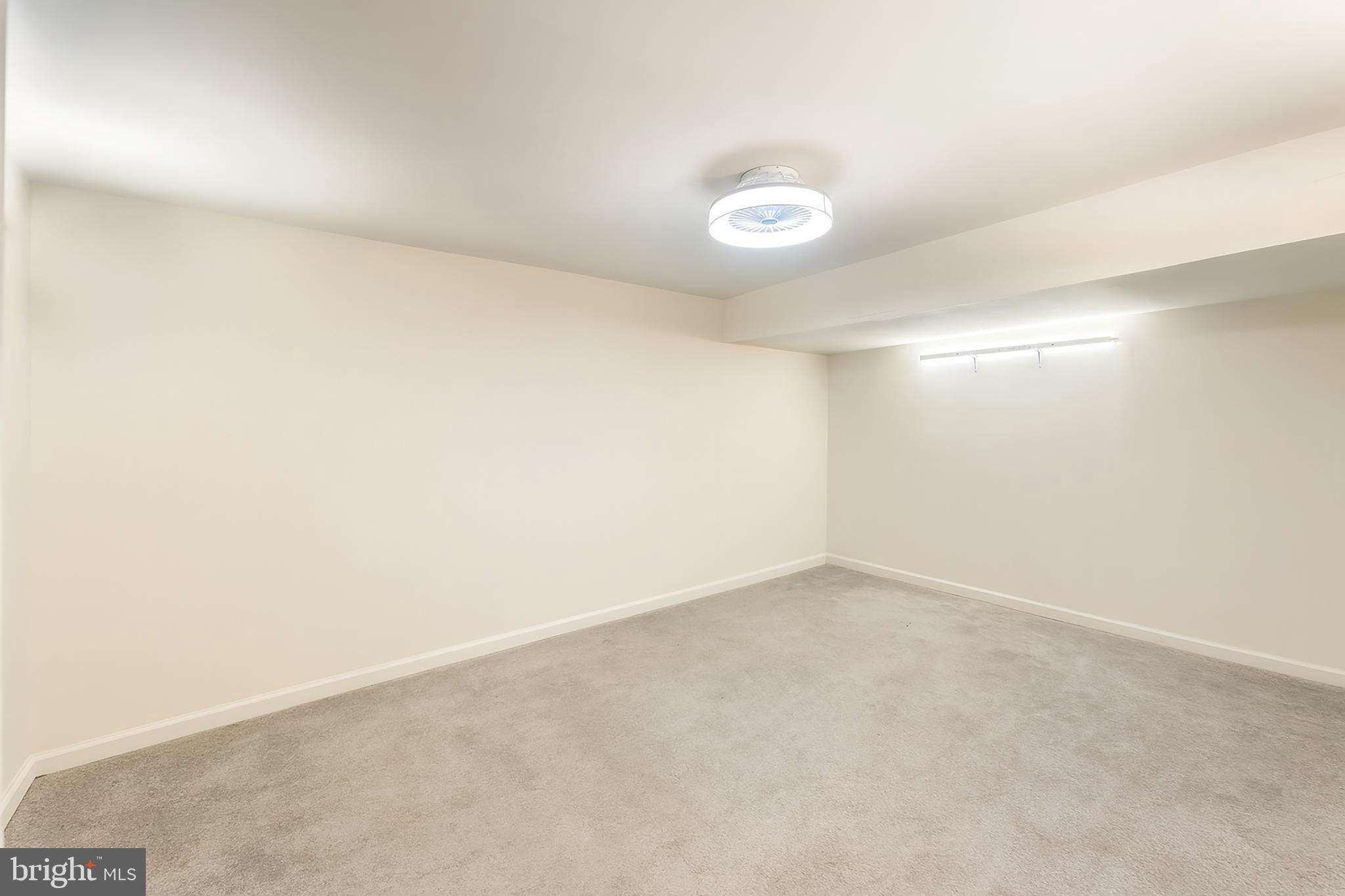 NORTHWOOD - Residential