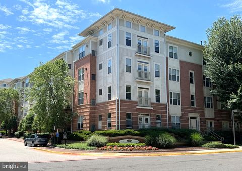 Condo For Rent - 9490 Virginia Center Boulevard #240<br/> VIENNA, VA 22181